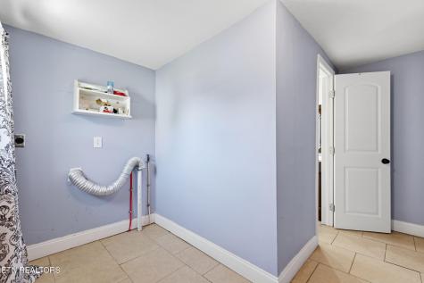 2446 Brown Avenue Knoxville TN 37917