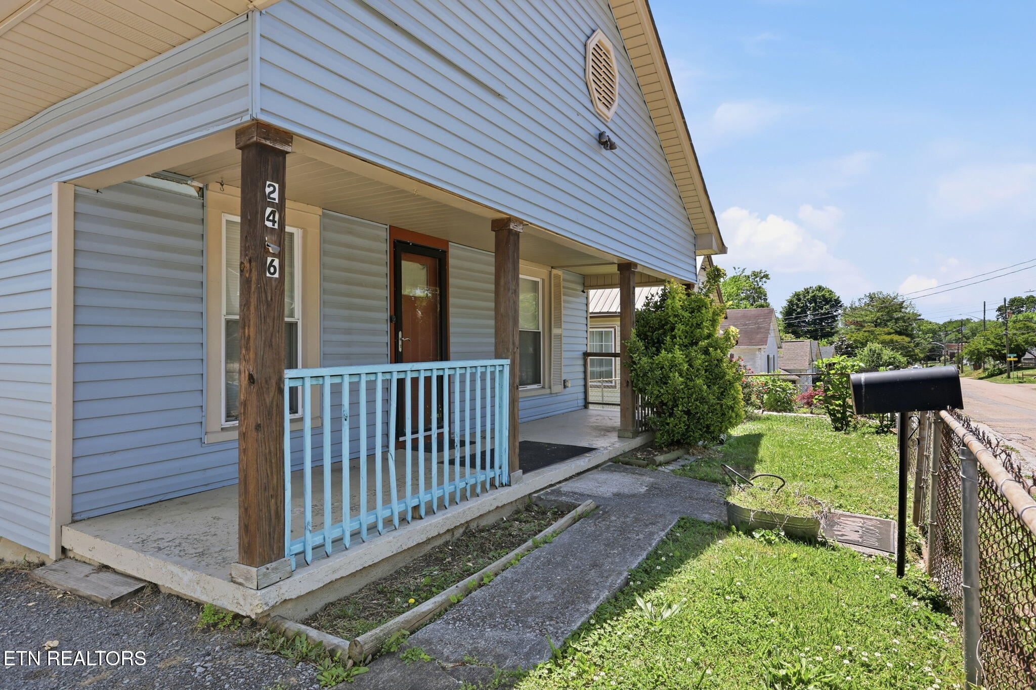 2446 Brown Avenue Knoxville TN 37917