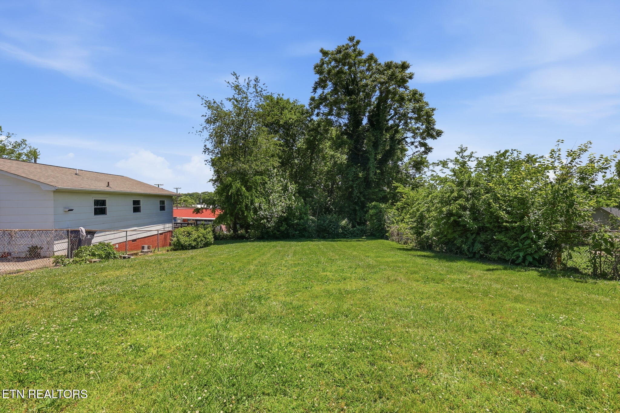2446 Brown Avenue Knoxville TN 37917