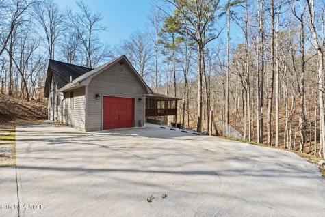 1123 Cove Pointe Road LaFollette TN 37766