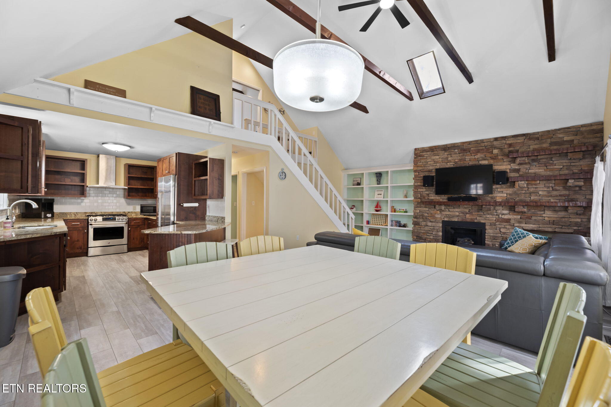 1123 Cove Pointe Road Lafollette TN 37766