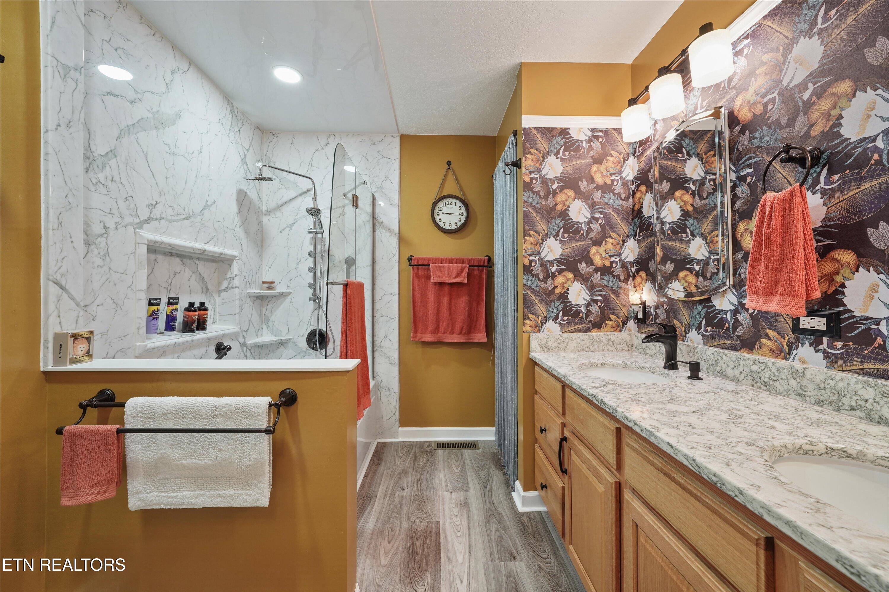 222 Wind Chase Drive Madisonville TN 37354