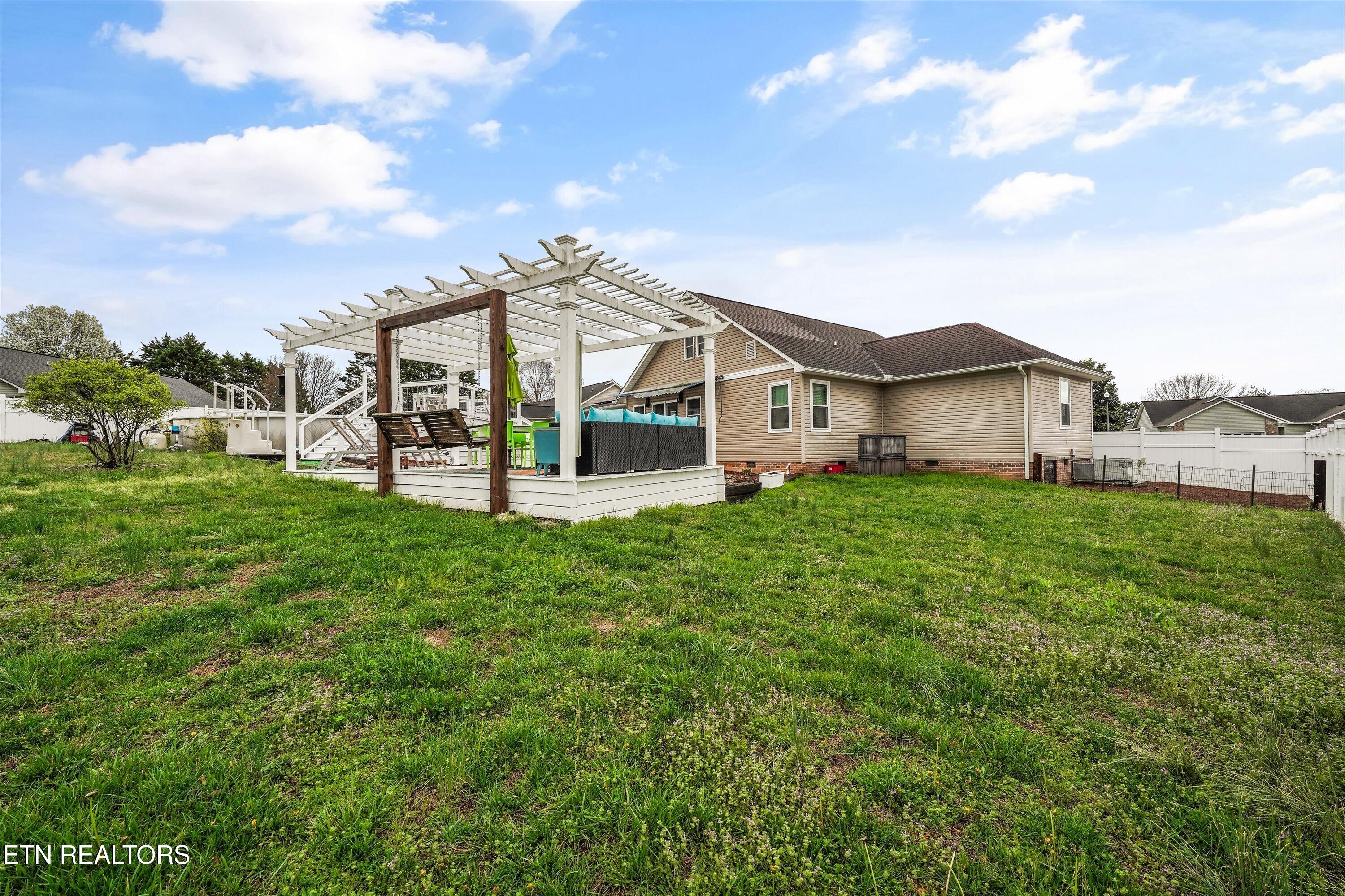 222 Wind Chase Drive Madisonville TN 37354