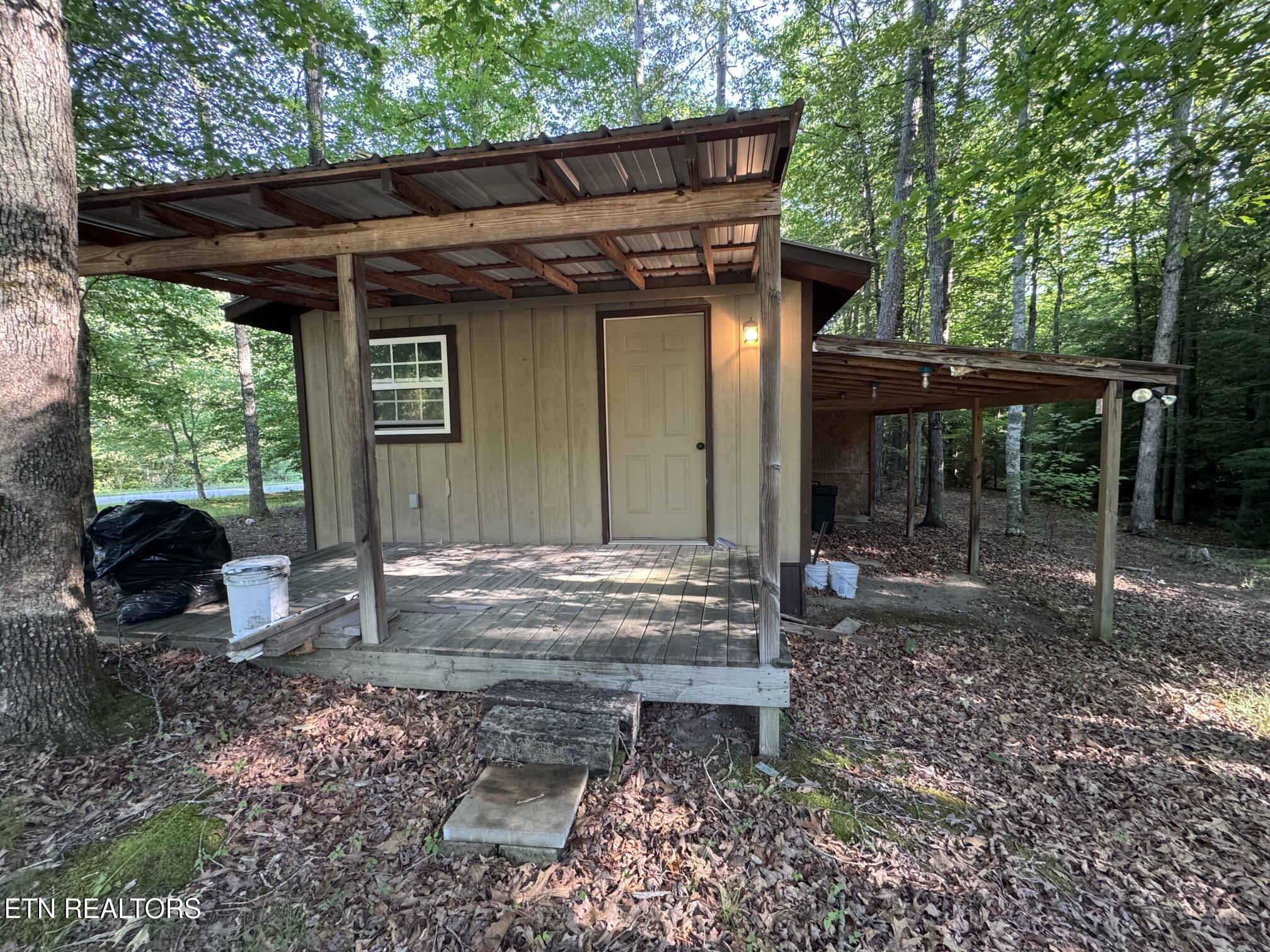 366 Swallows Crossing Grimsley TN 38565