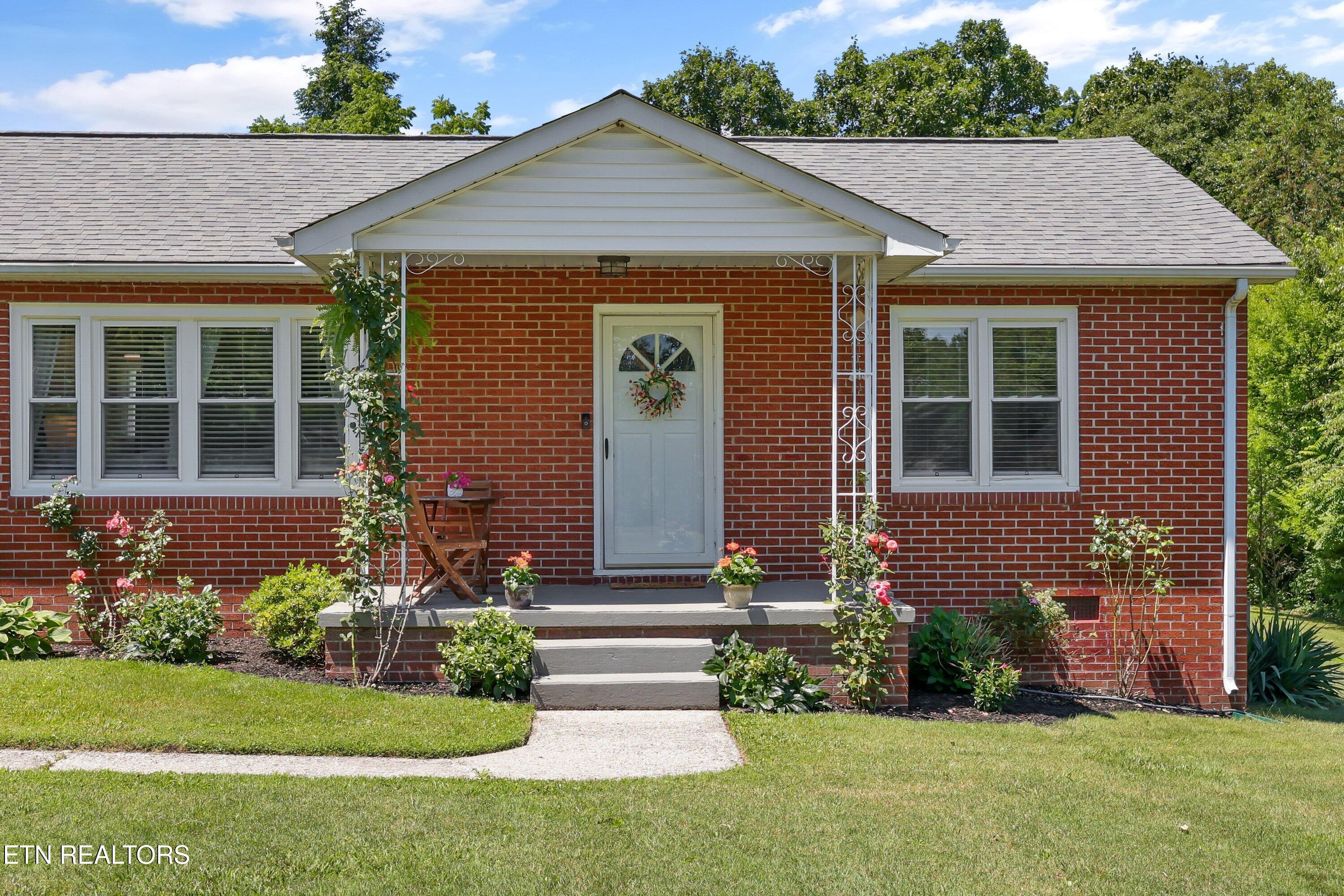 143 Fairview Drive Maryville TN 37803