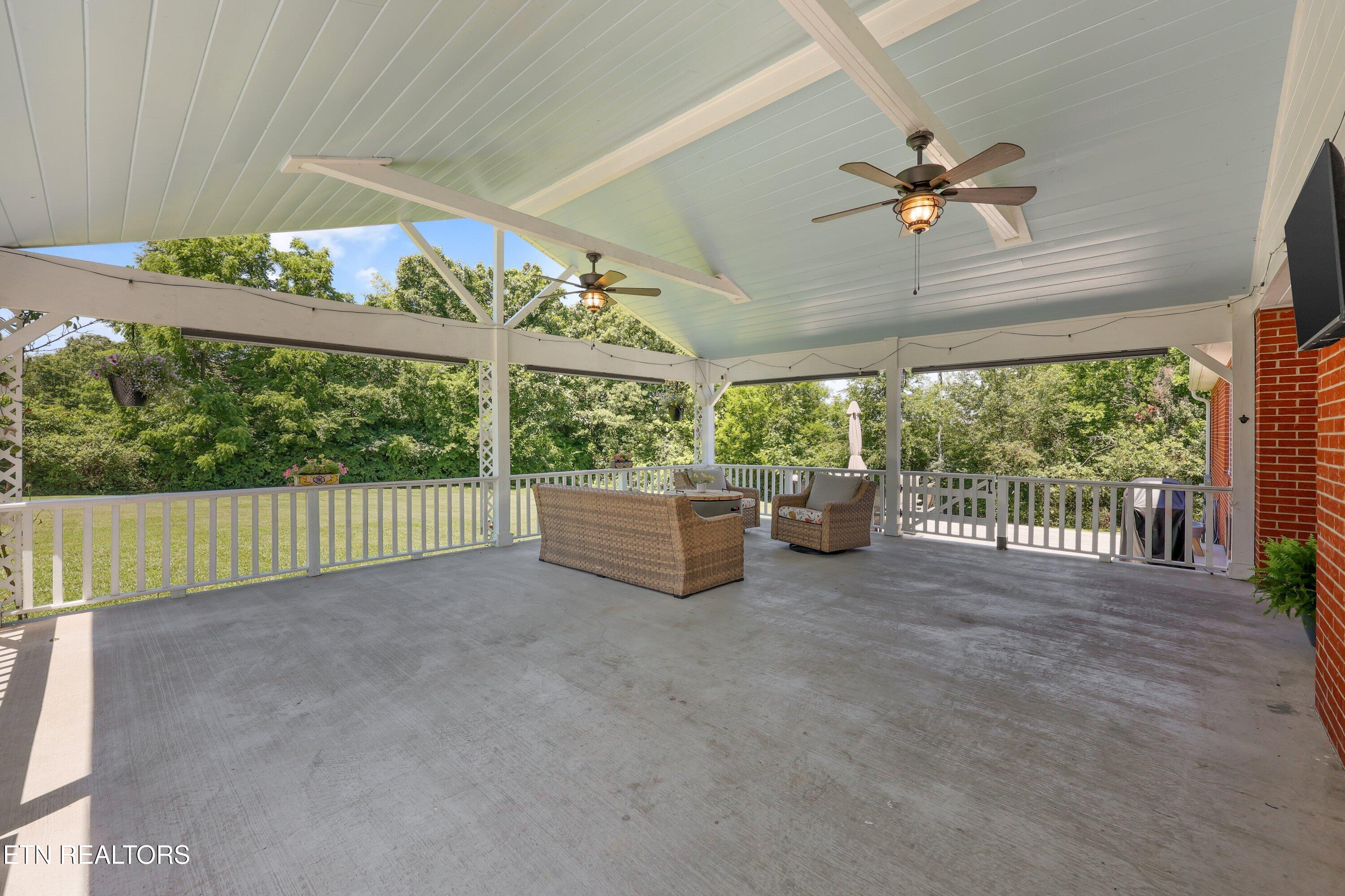 143 Fairview Drive Maryville TN 37803