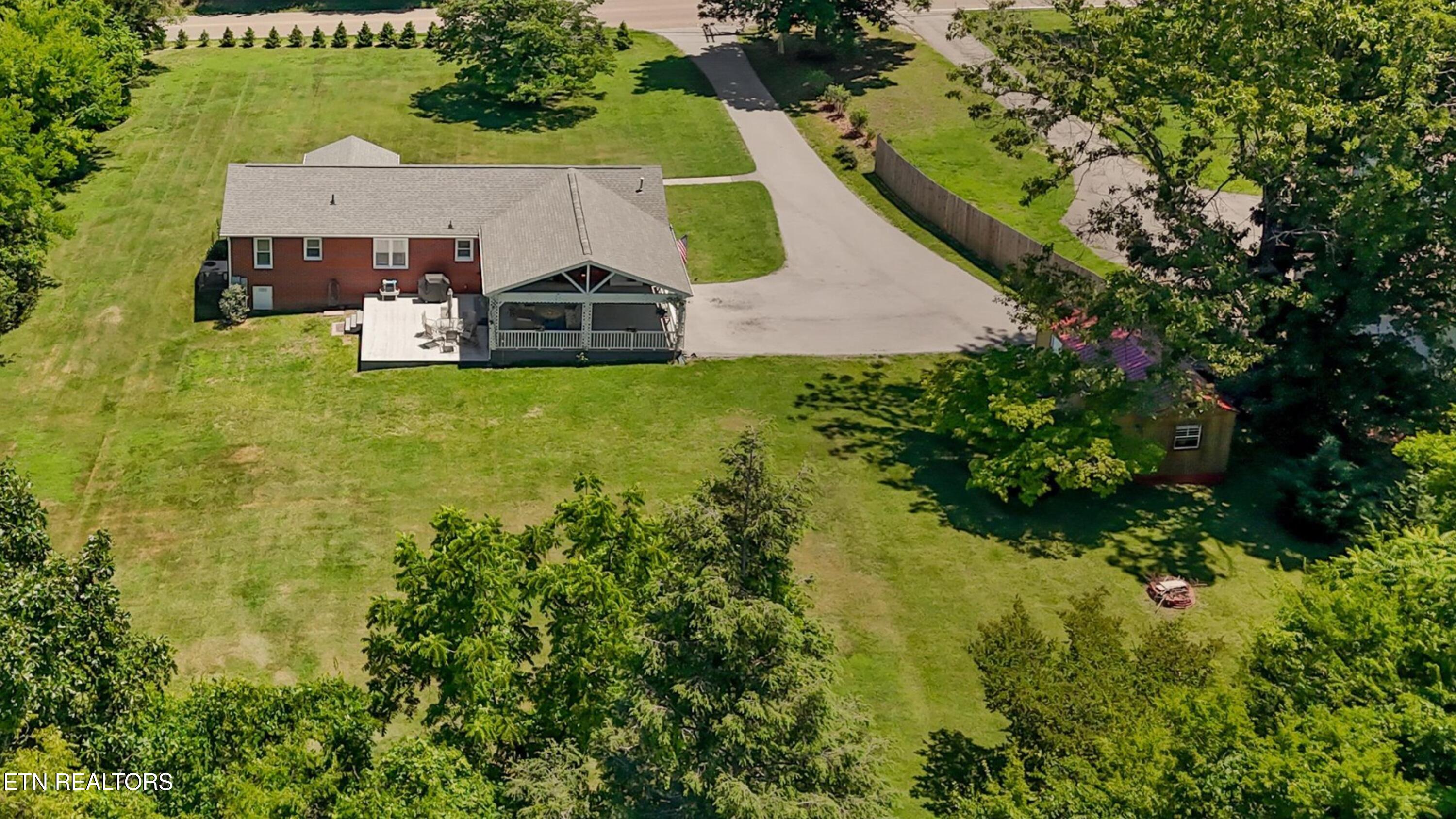 143 Fairview Drive Maryville TN 37803