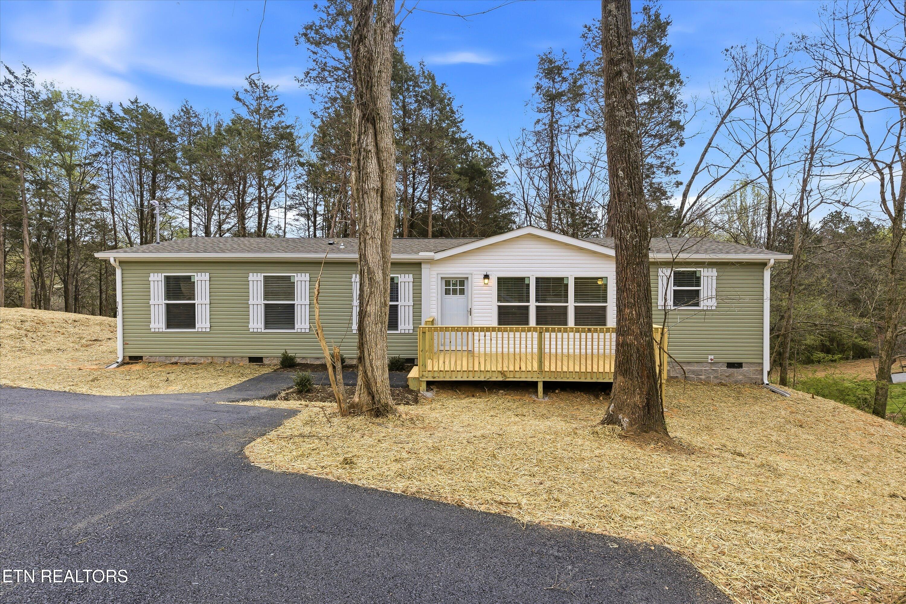191 Pinecrest Drive Loudon TN 37774