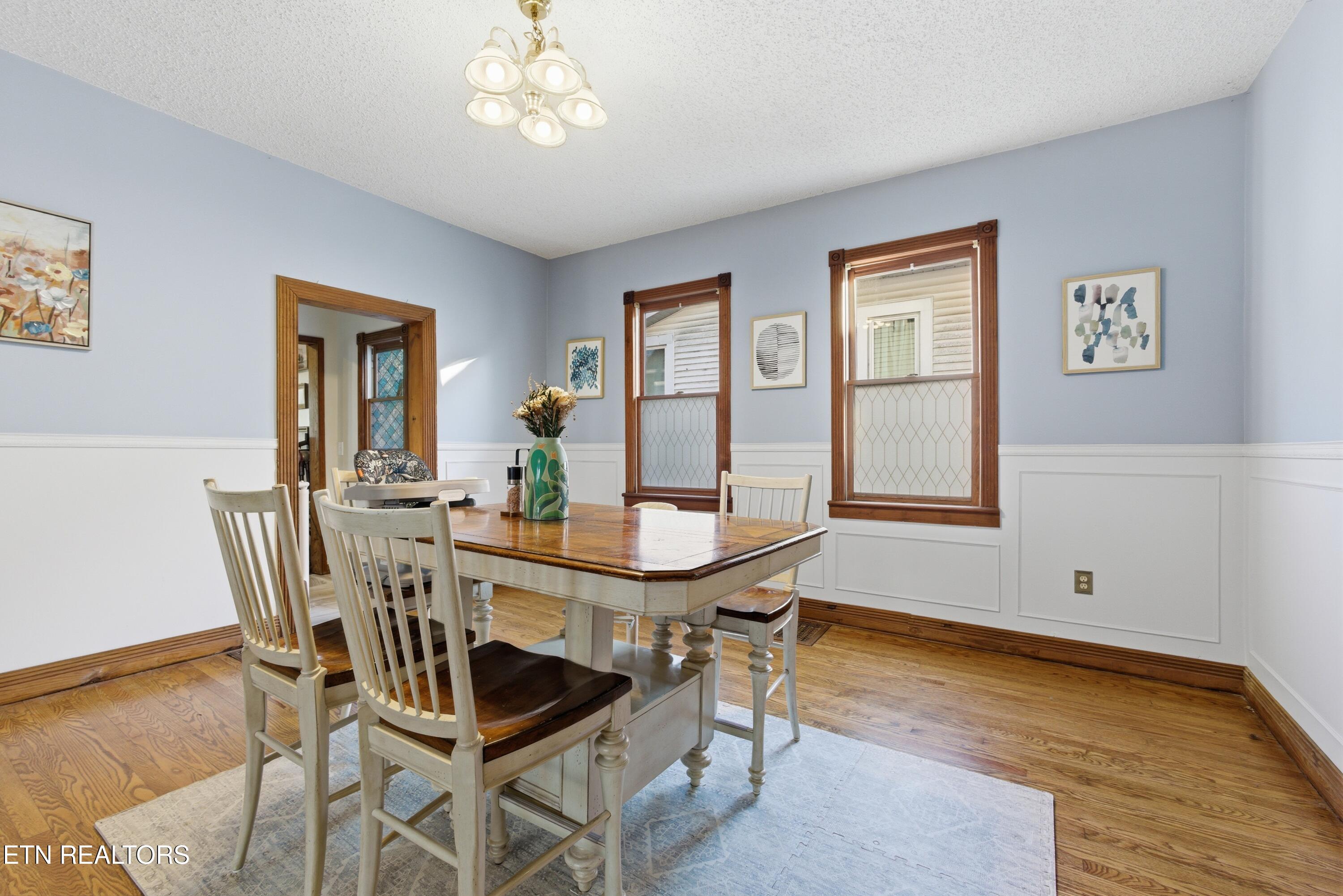 726 Clinton Street Harriman TN 37748