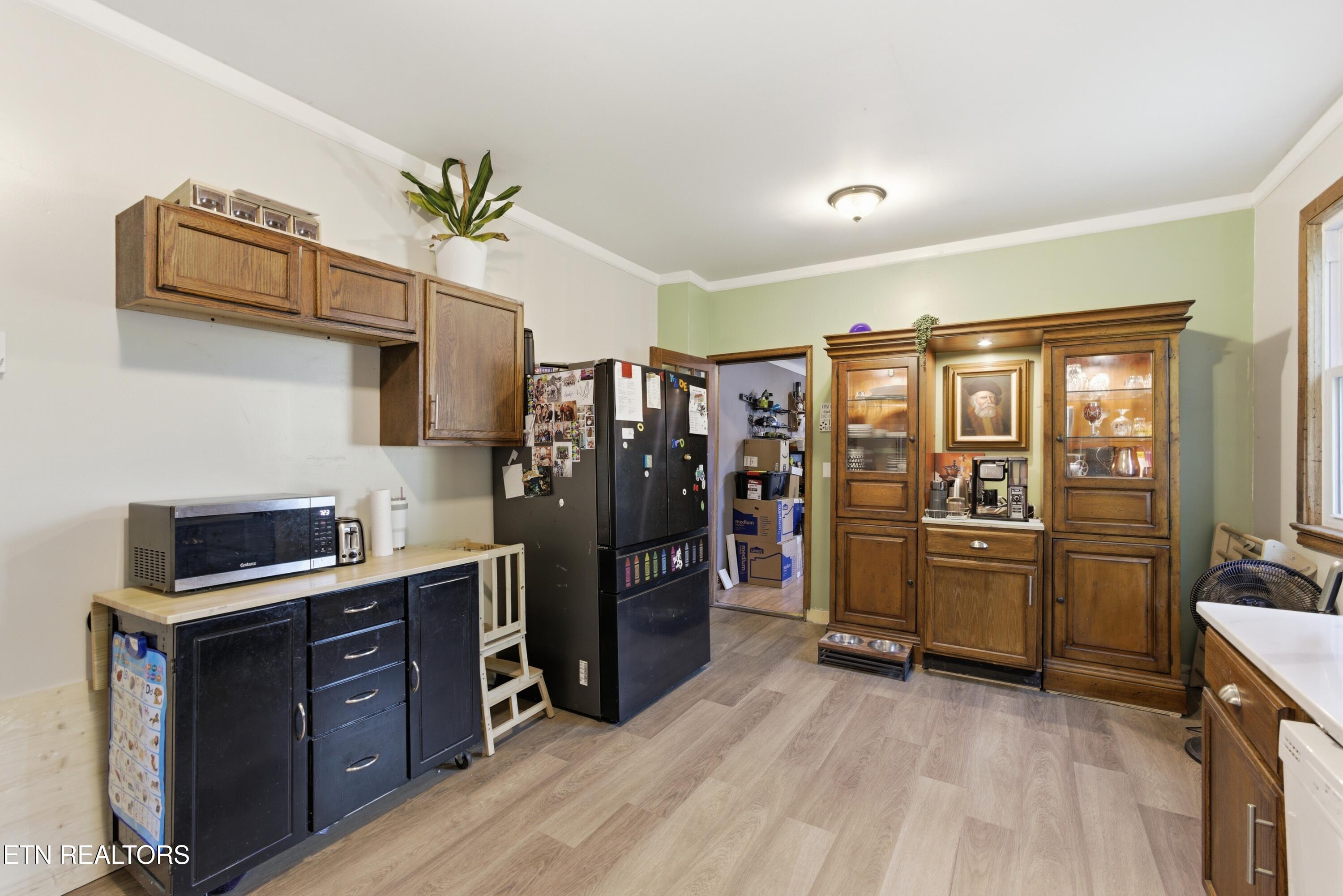 726 Clinton Street Harriman TN 37748
