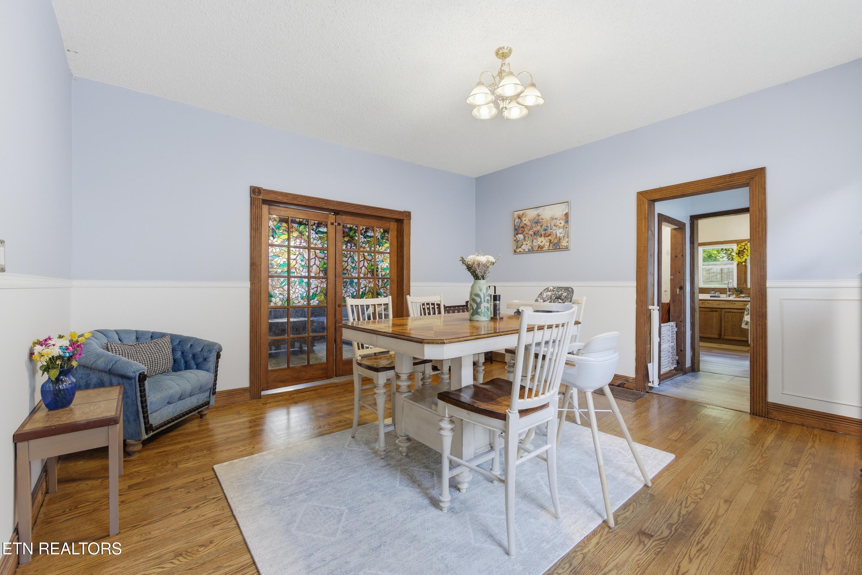 726 Clinton Street Harriman TN 37748