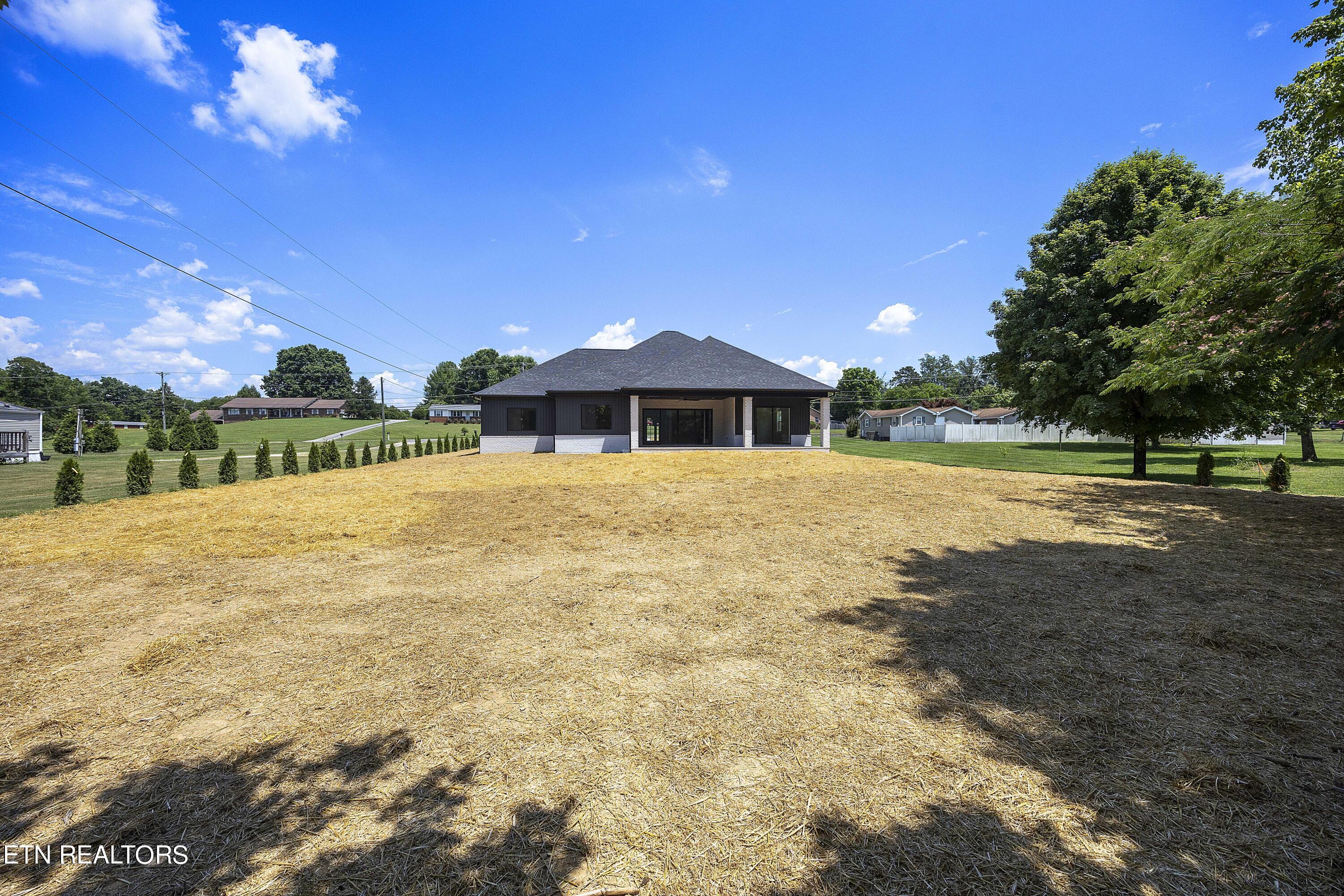 7515 Washington Pike Corryton TN 37721