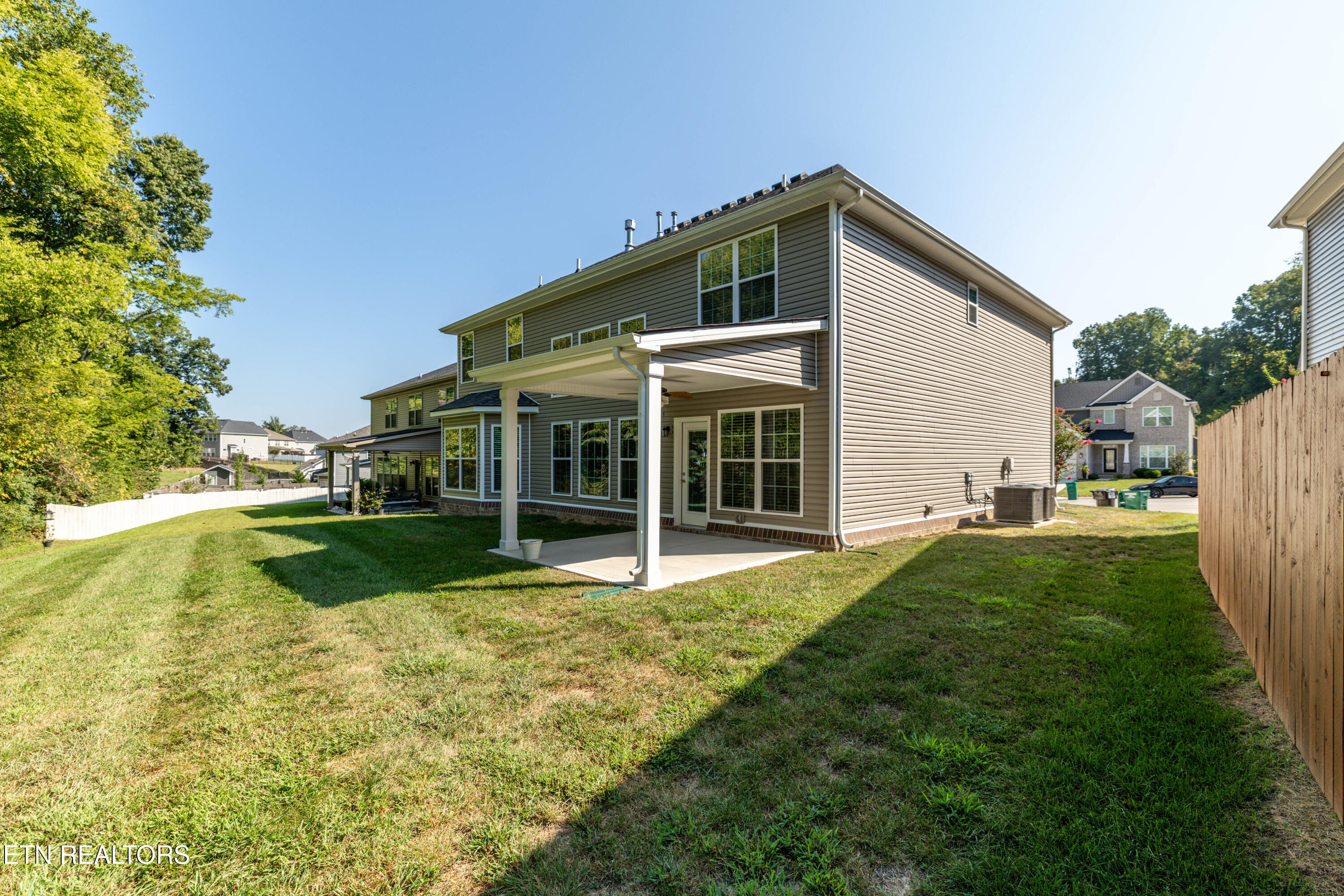 1111 Snowy Peak Lane Knoxville TN 37922