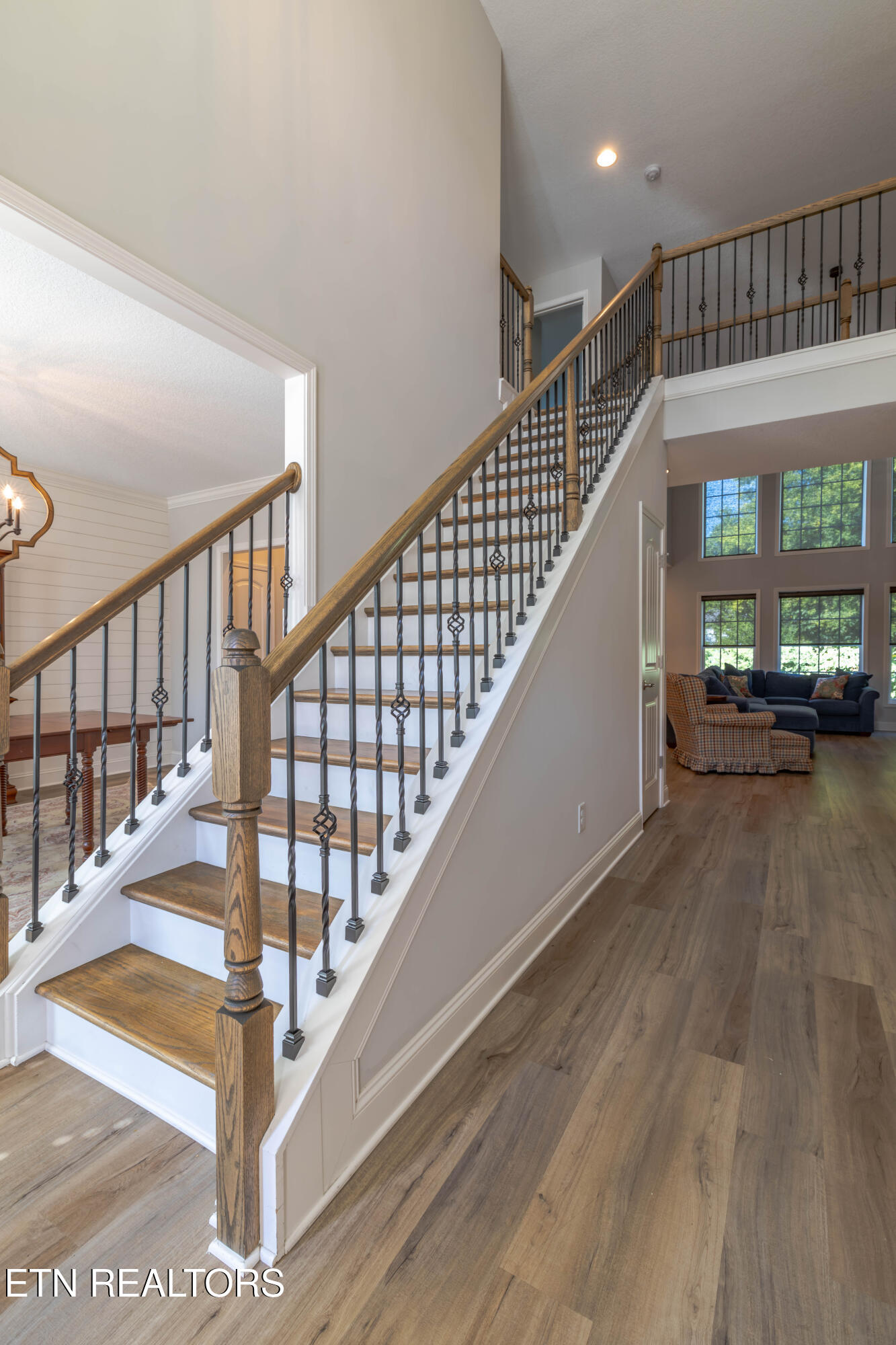 1111 Snowy Peak Lane Knoxville TN 37922