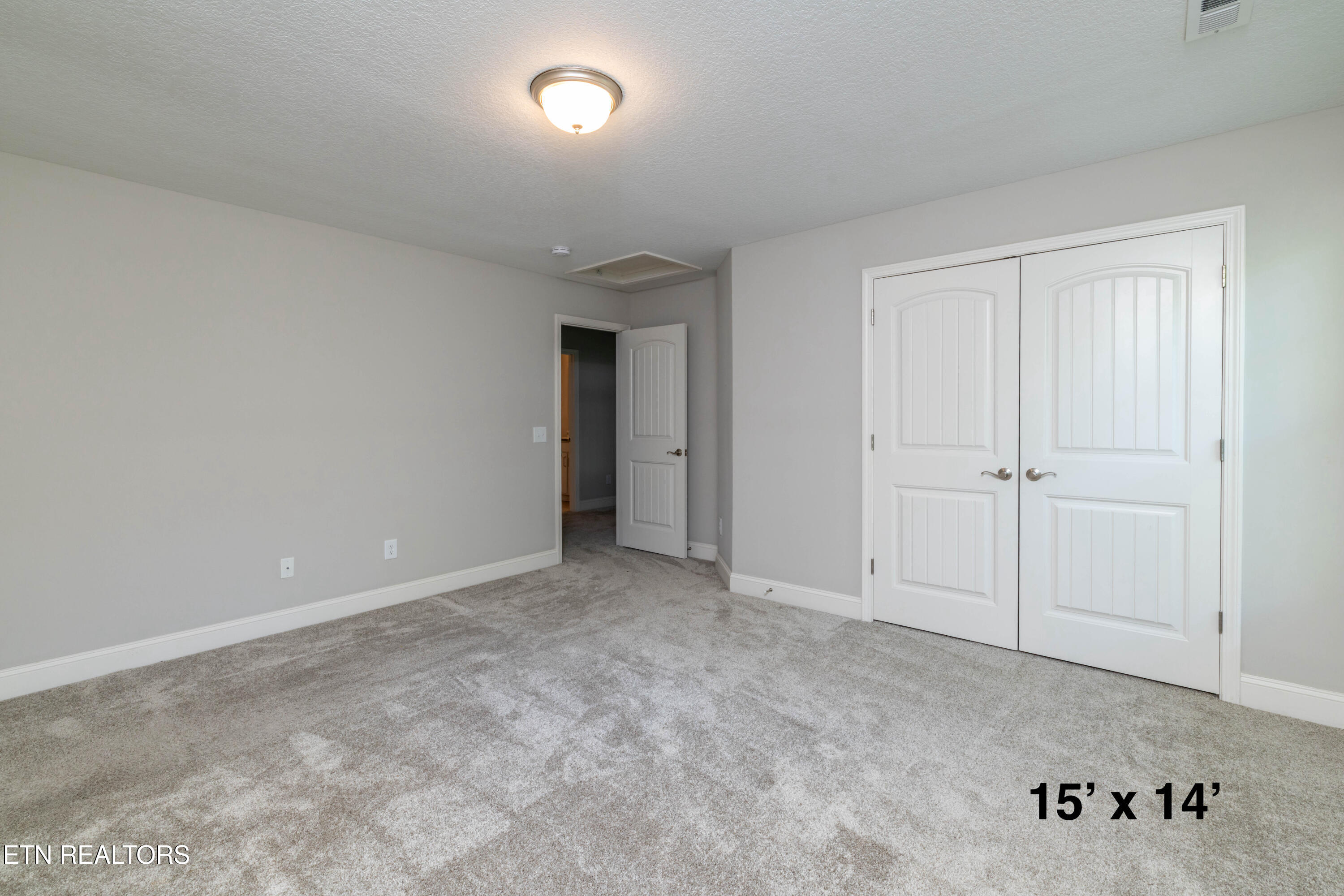 1111 Snowy Peak Lane Knoxville TN 37922