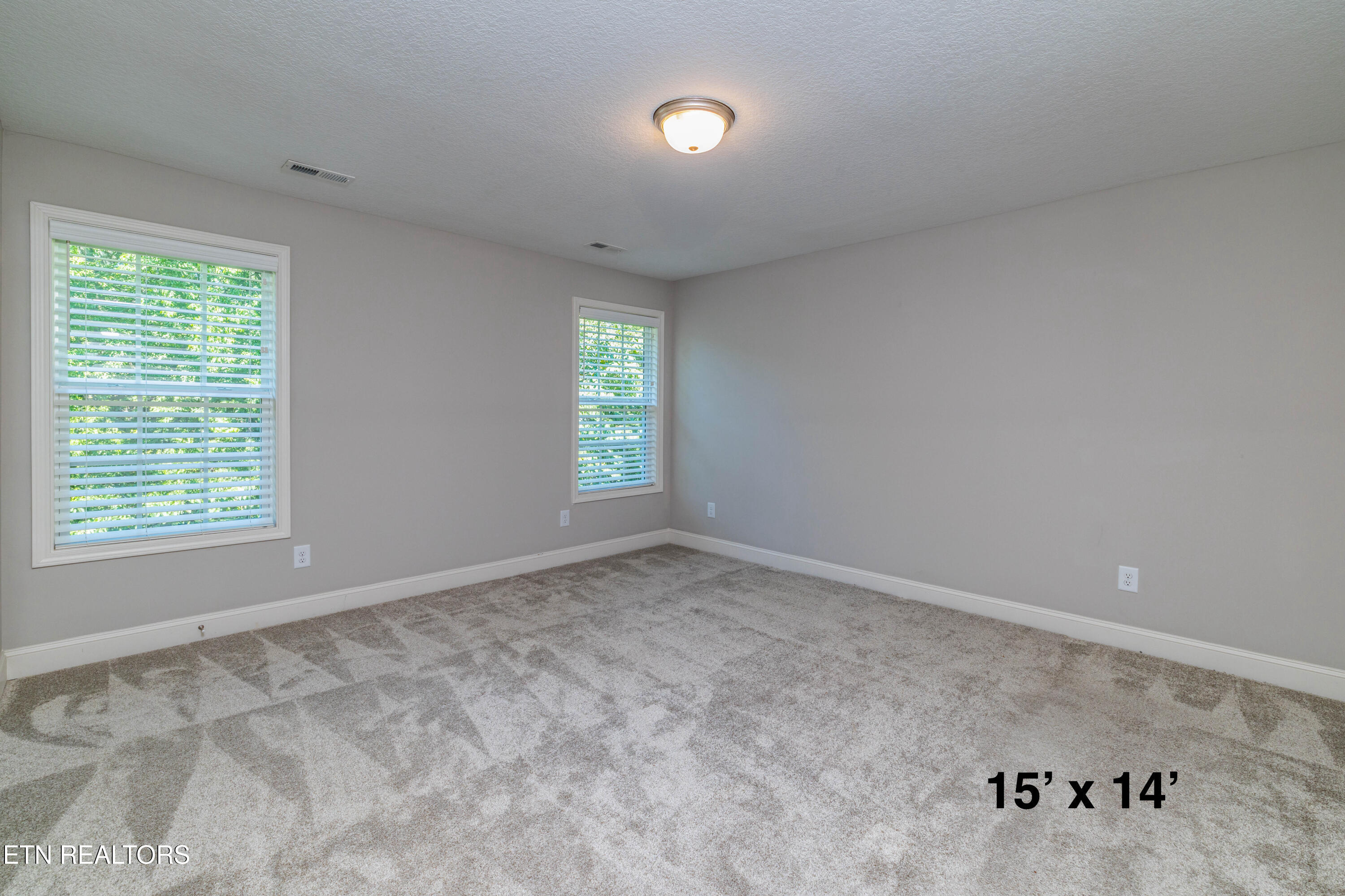 1111 Snowy Peak Lane Knoxville TN 37922