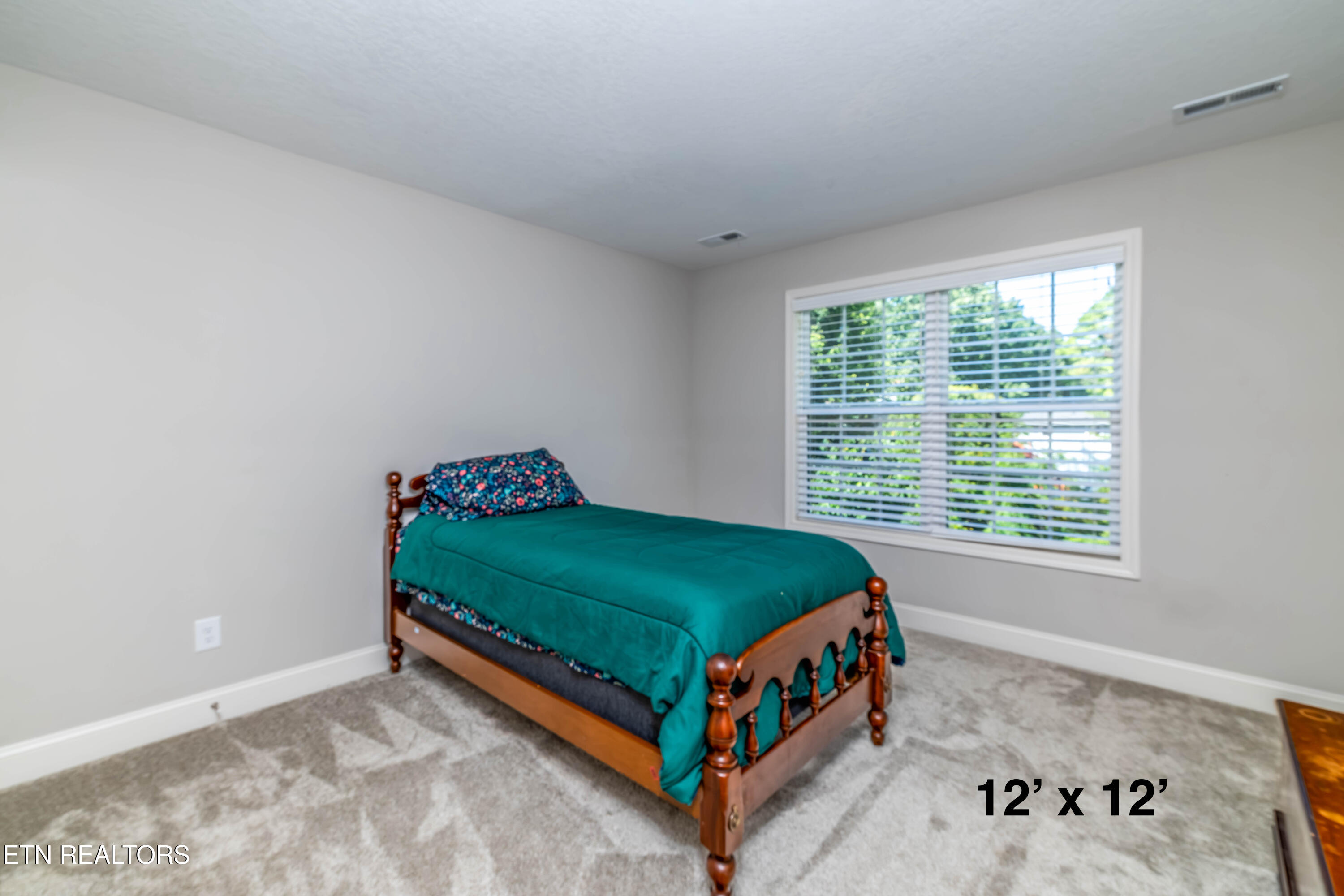 1111 Snowy Peak Lane Knoxville TN 37922