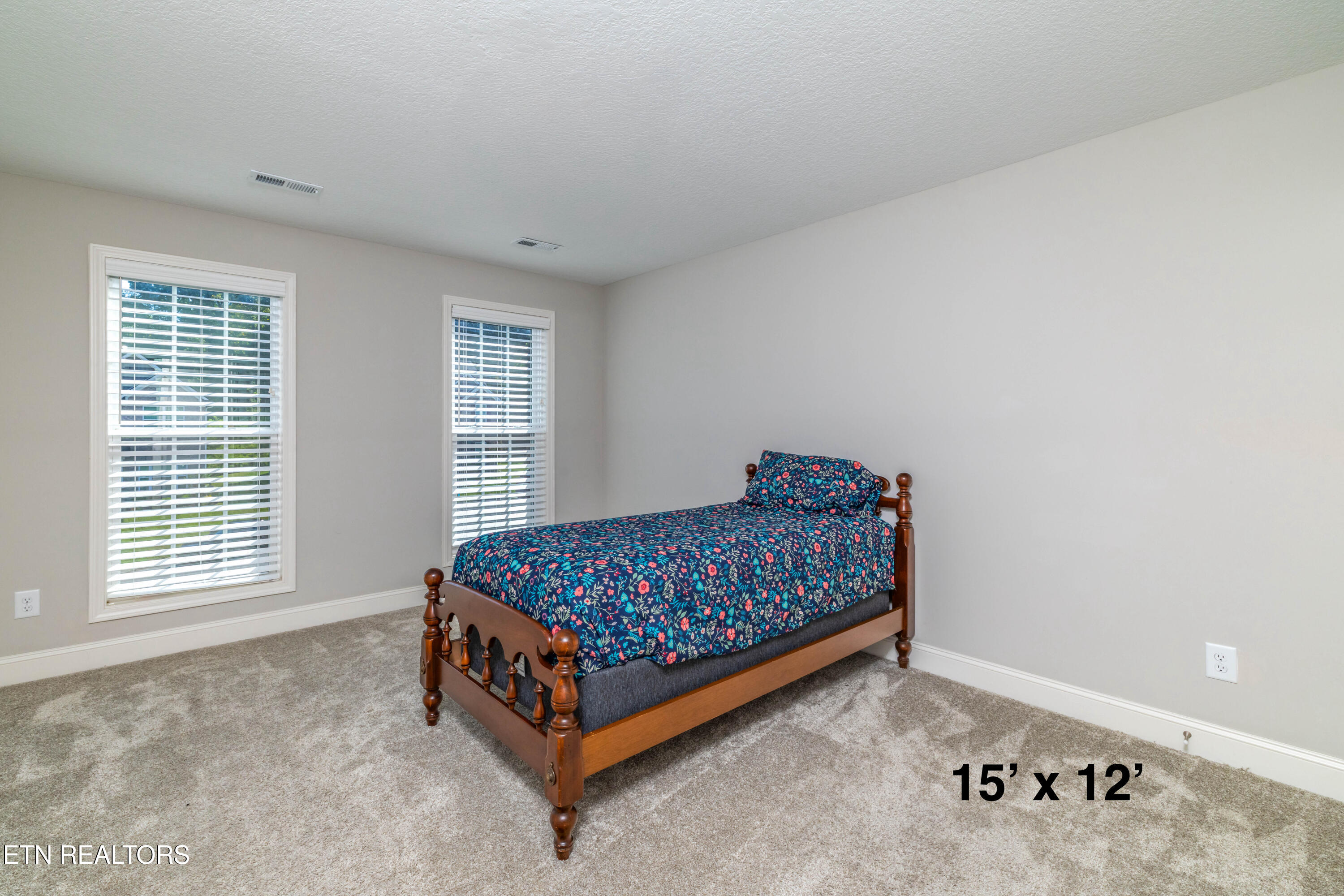 1111 Snowy Peak Lane Knoxville TN 37922