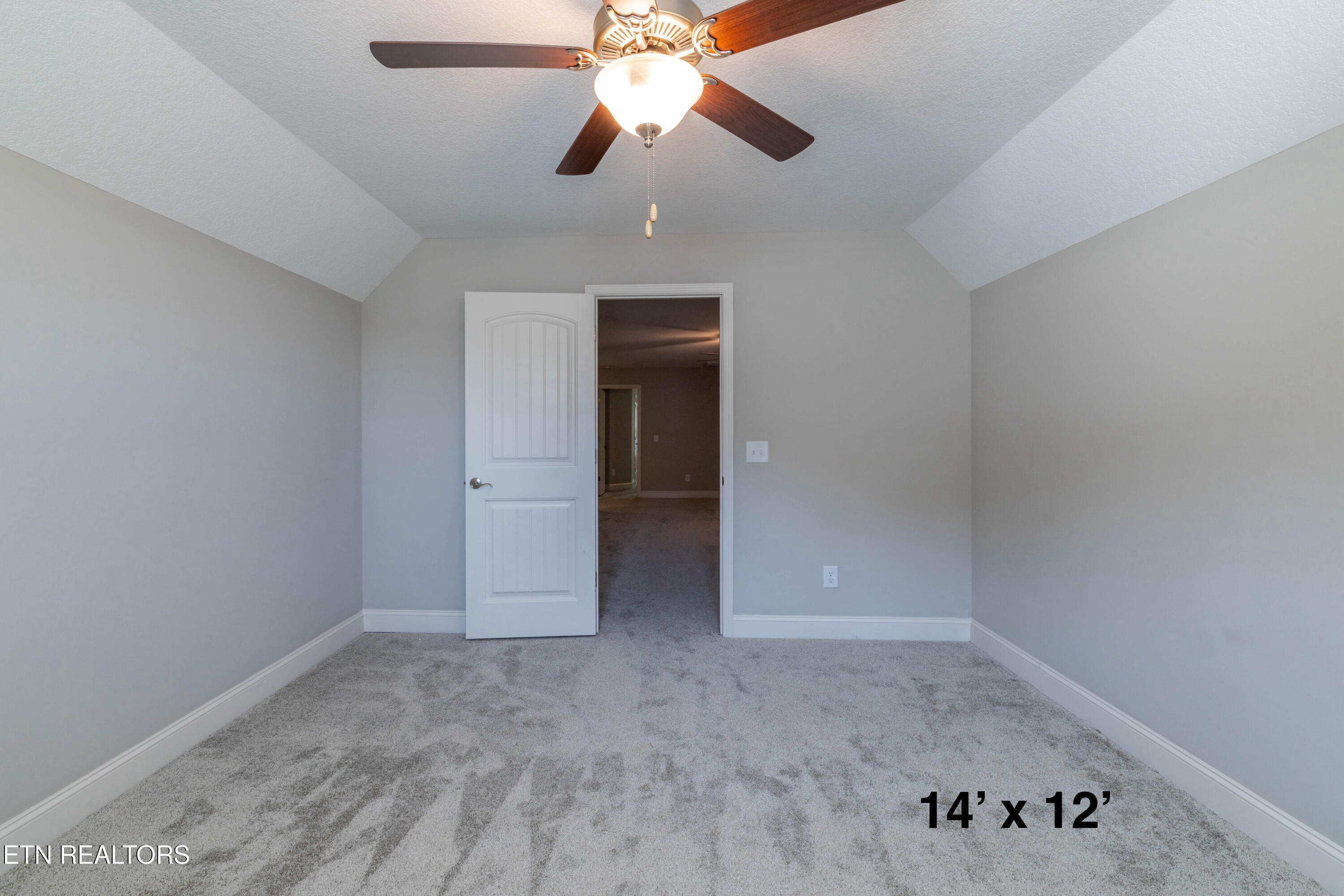 1111 Snowy Peak Lane Knoxville TN 37922