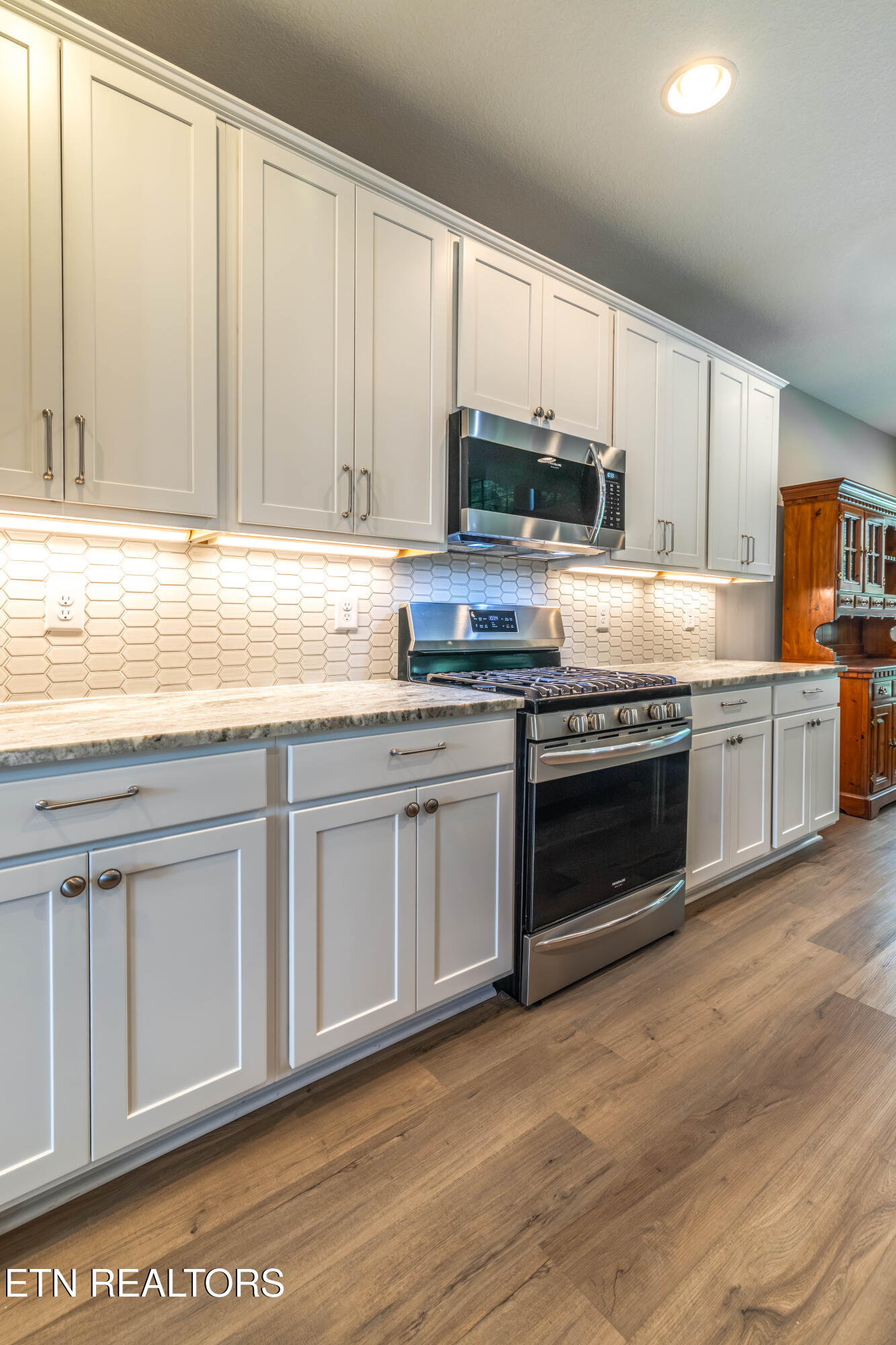 1111 Snowy Peak Lane Knoxville TN 37922