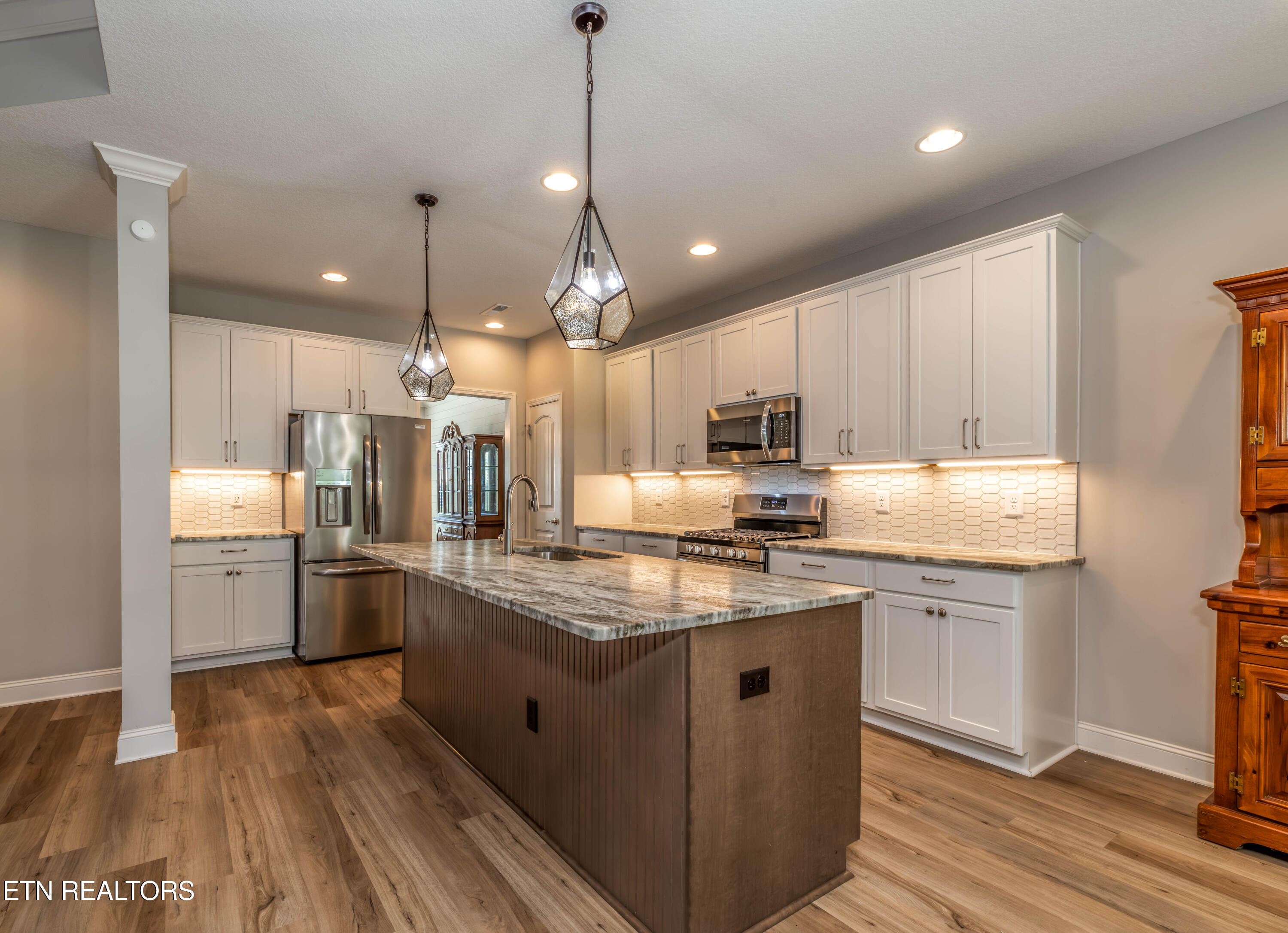1111 Snowy Peak Lane Knoxville TN 37922