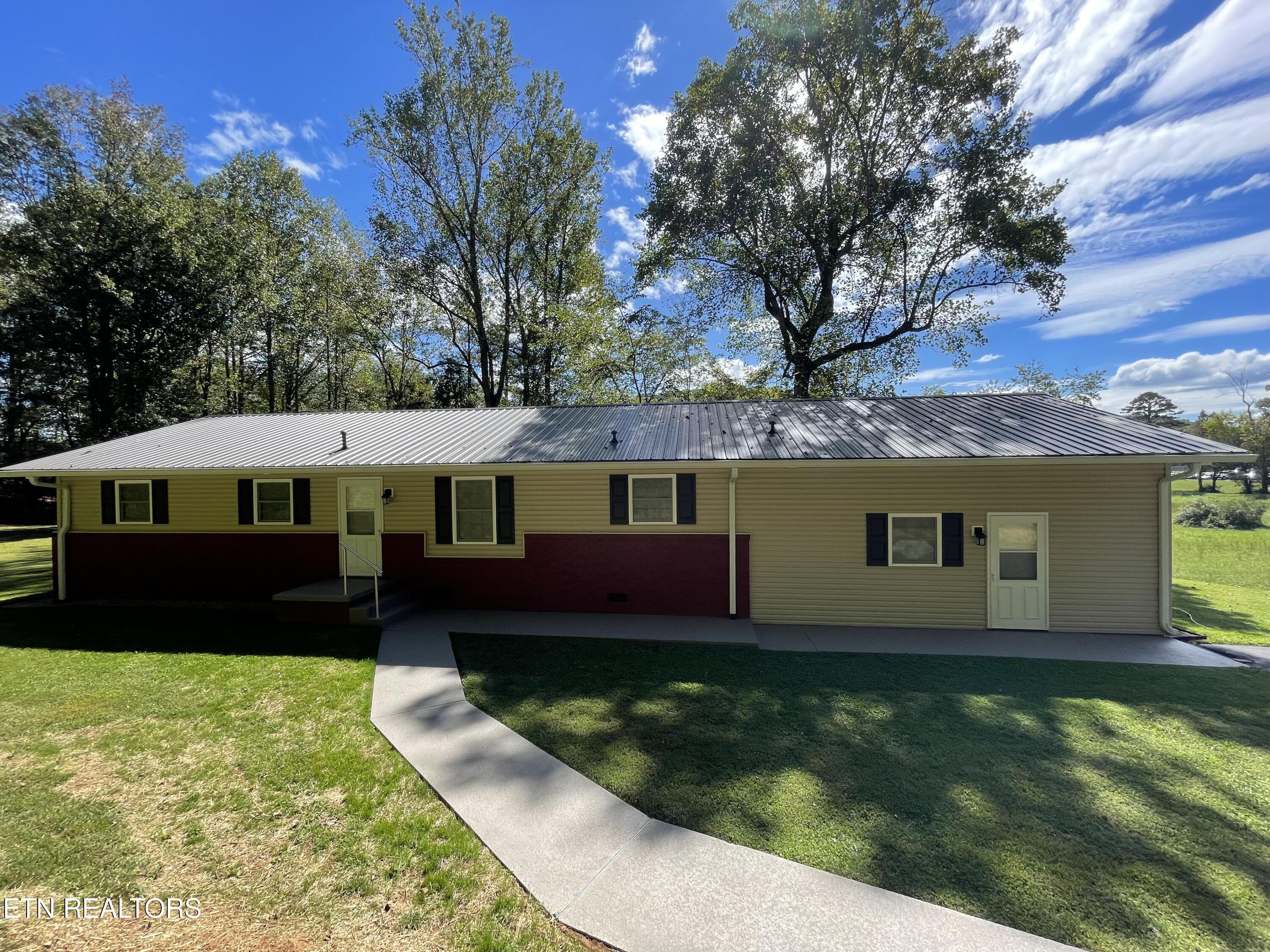 134 Hillview Terrace Drive Harriman TN 37748