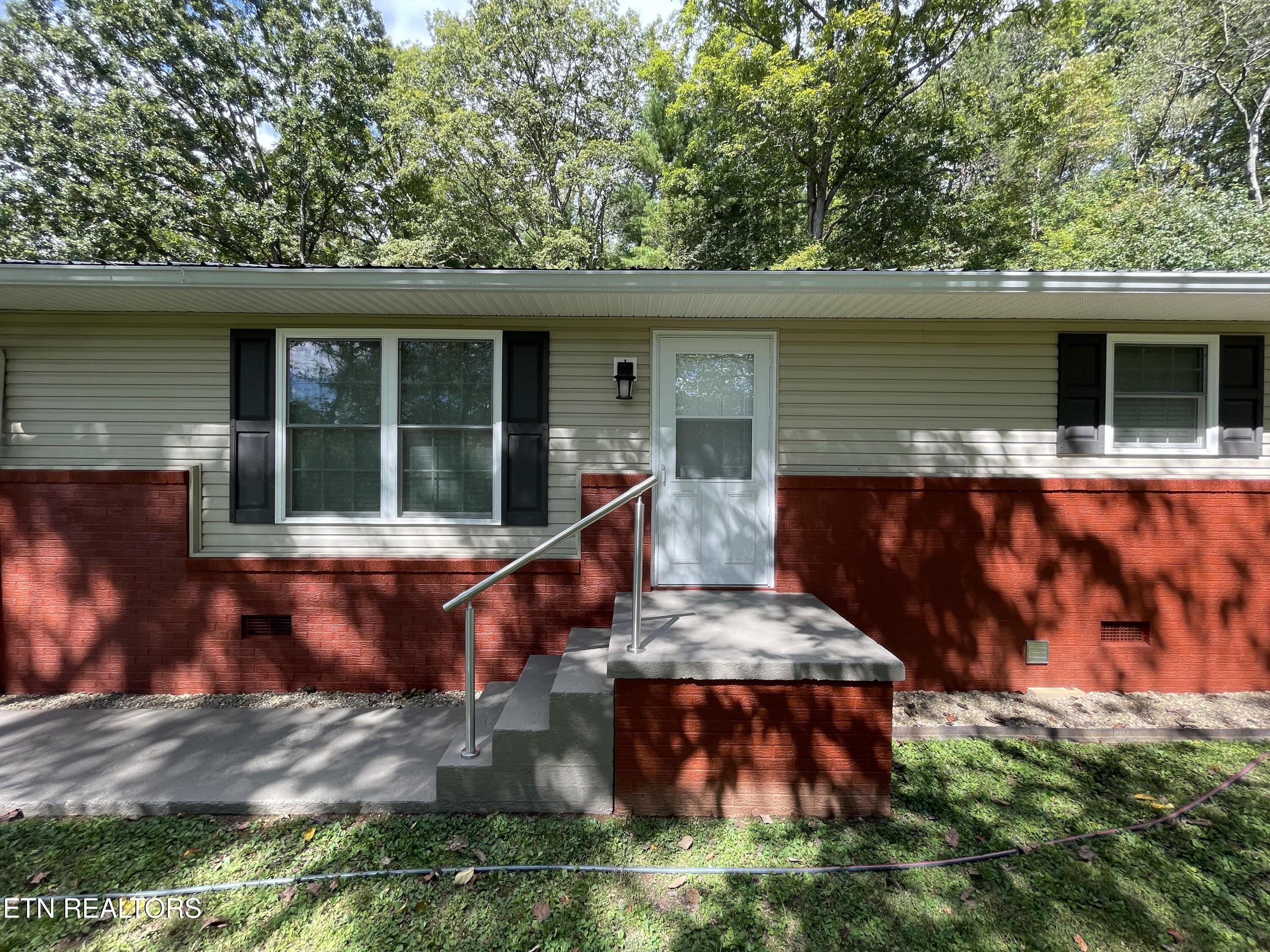 134 Hillview Terrace Drive Harriman TN 37748