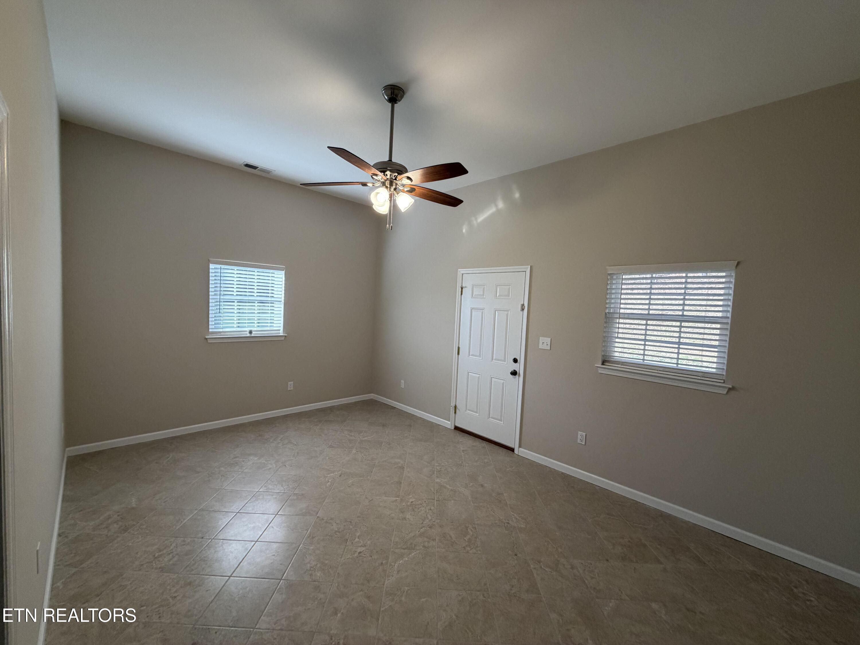 134 Hillview Terrace Drive Harriman TN 37748