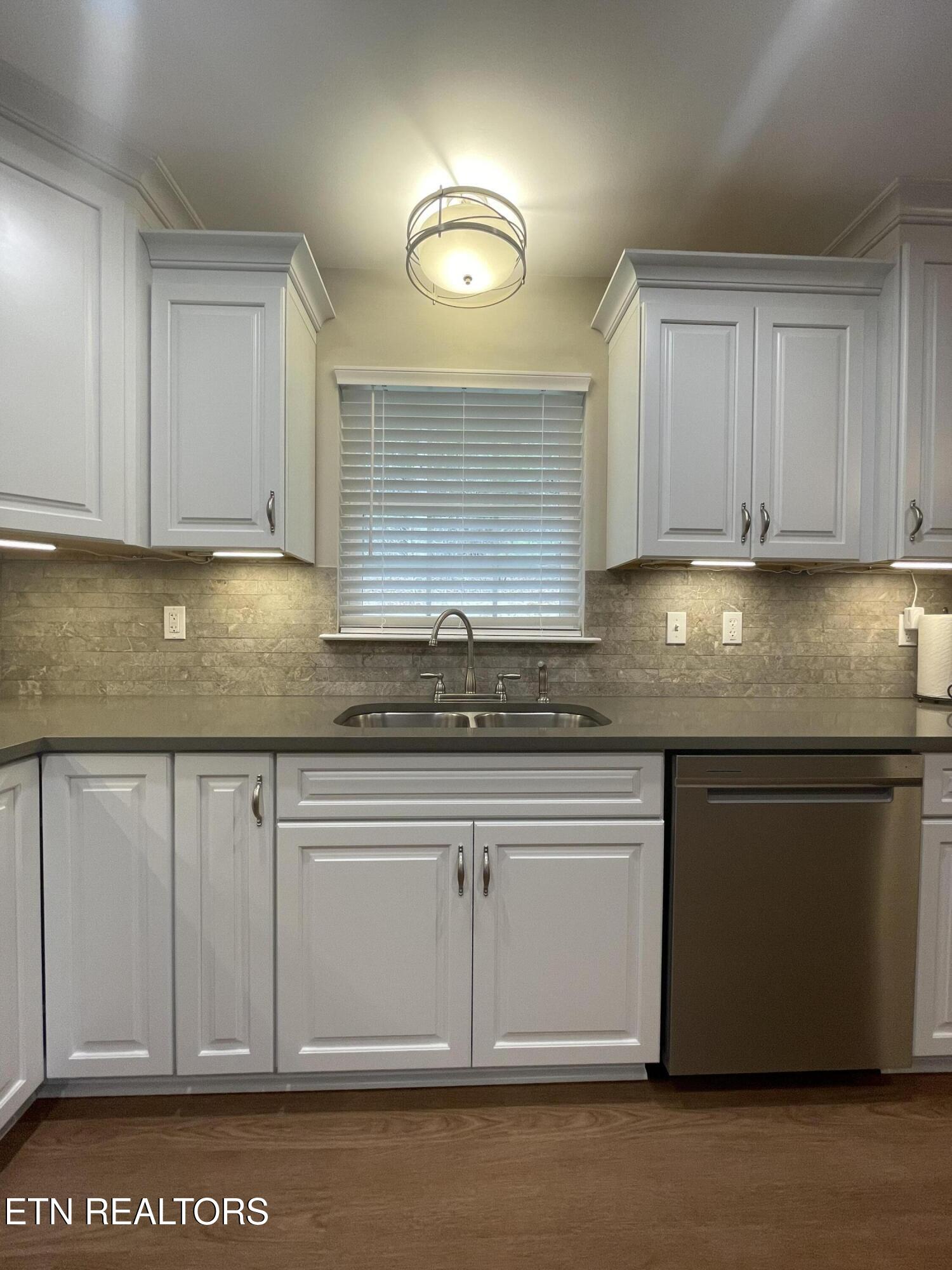 134 Hillview Terrace Drive Harriman TN 37748