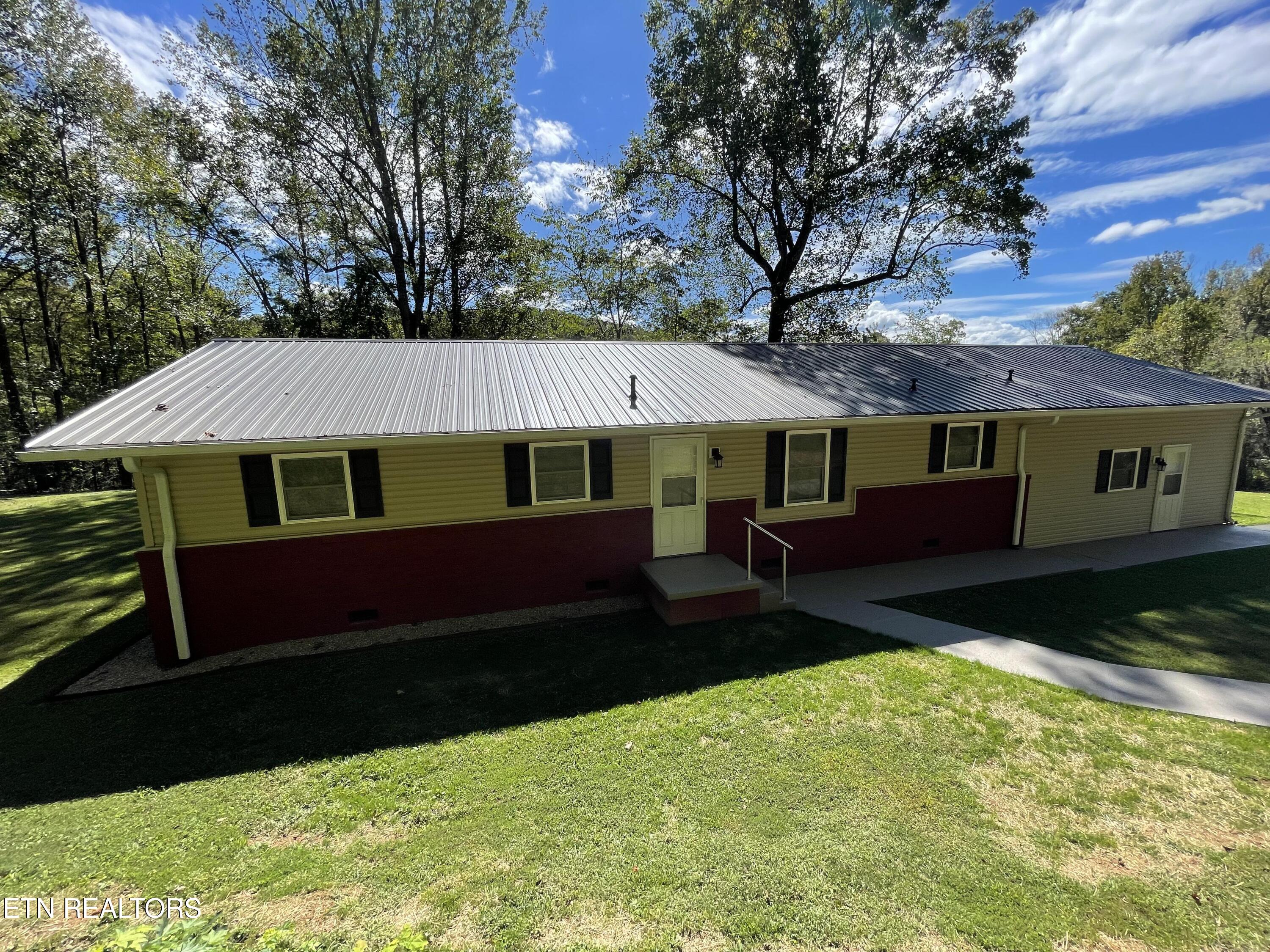134 Hillview Terrace Drive Harriman TN 37748