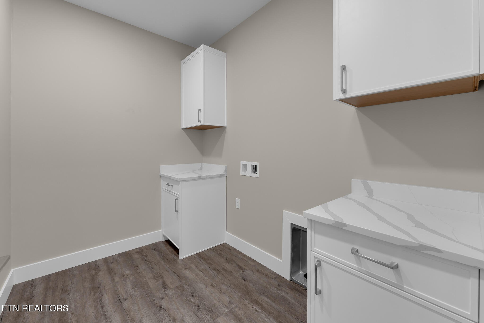 24 Bacham Lane Crossville TN 38558