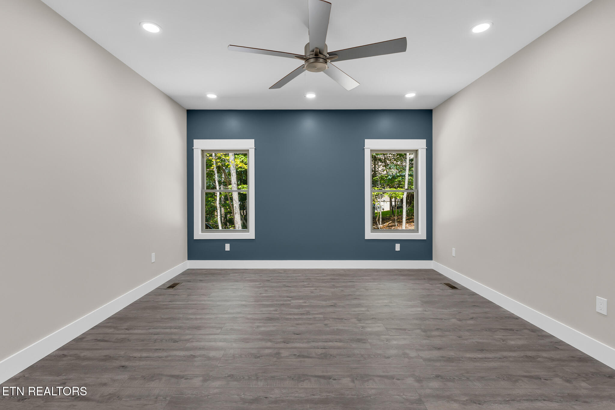 24 Bacham Lane Crossville TN 38558