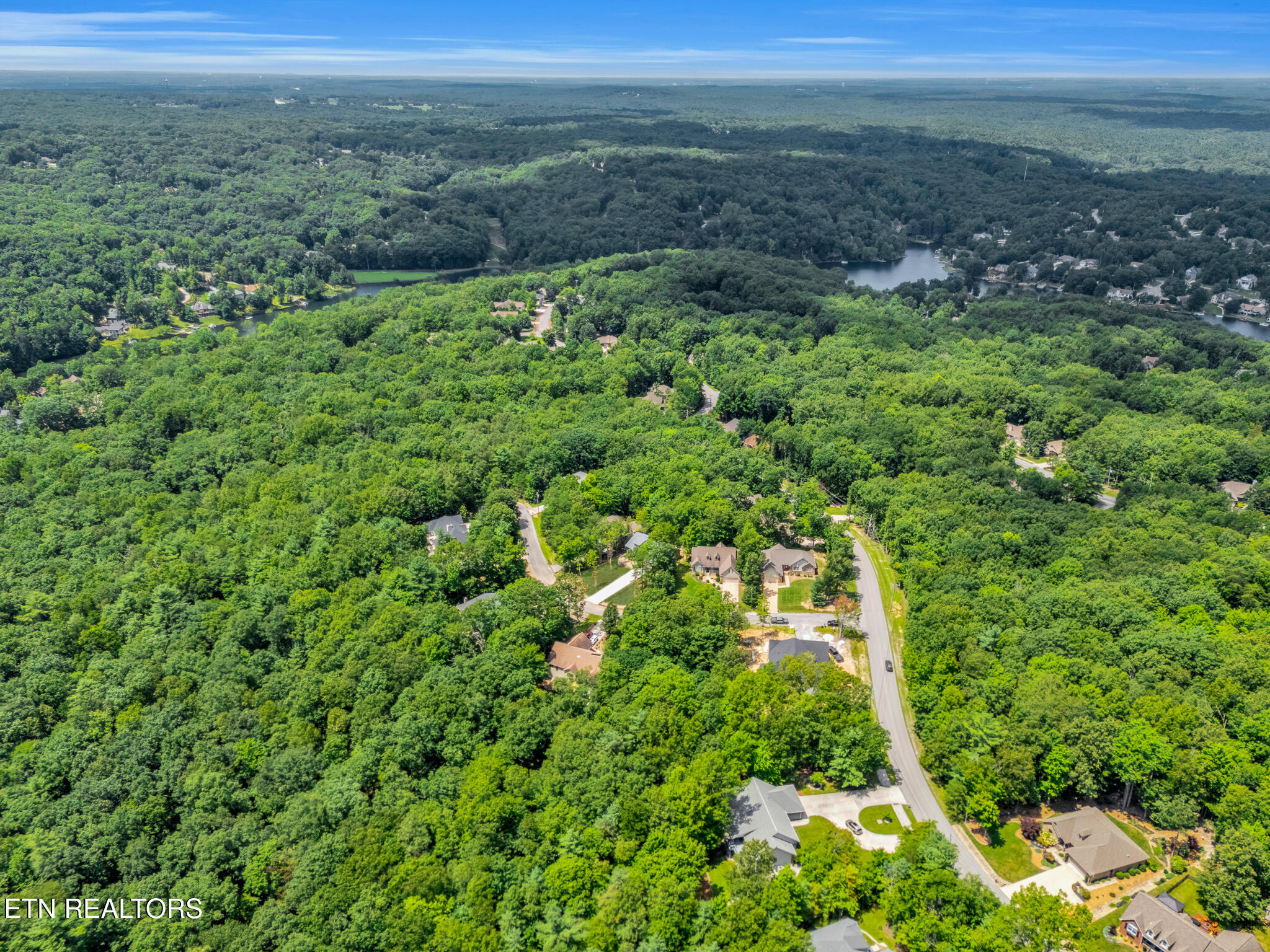24 Bacham Lane Crossville TN 38558