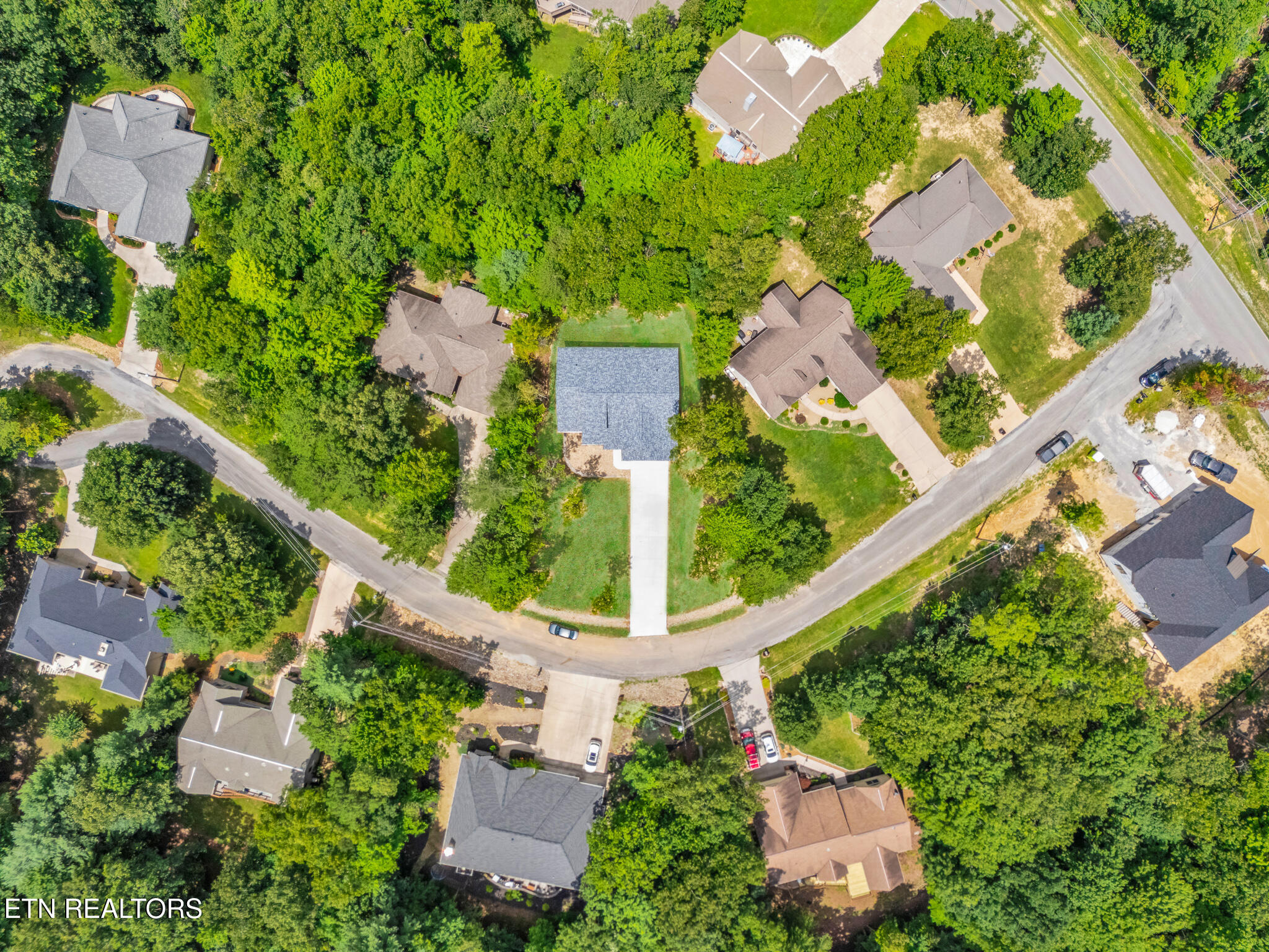 24 Bacham Lane Crossville TN 38558