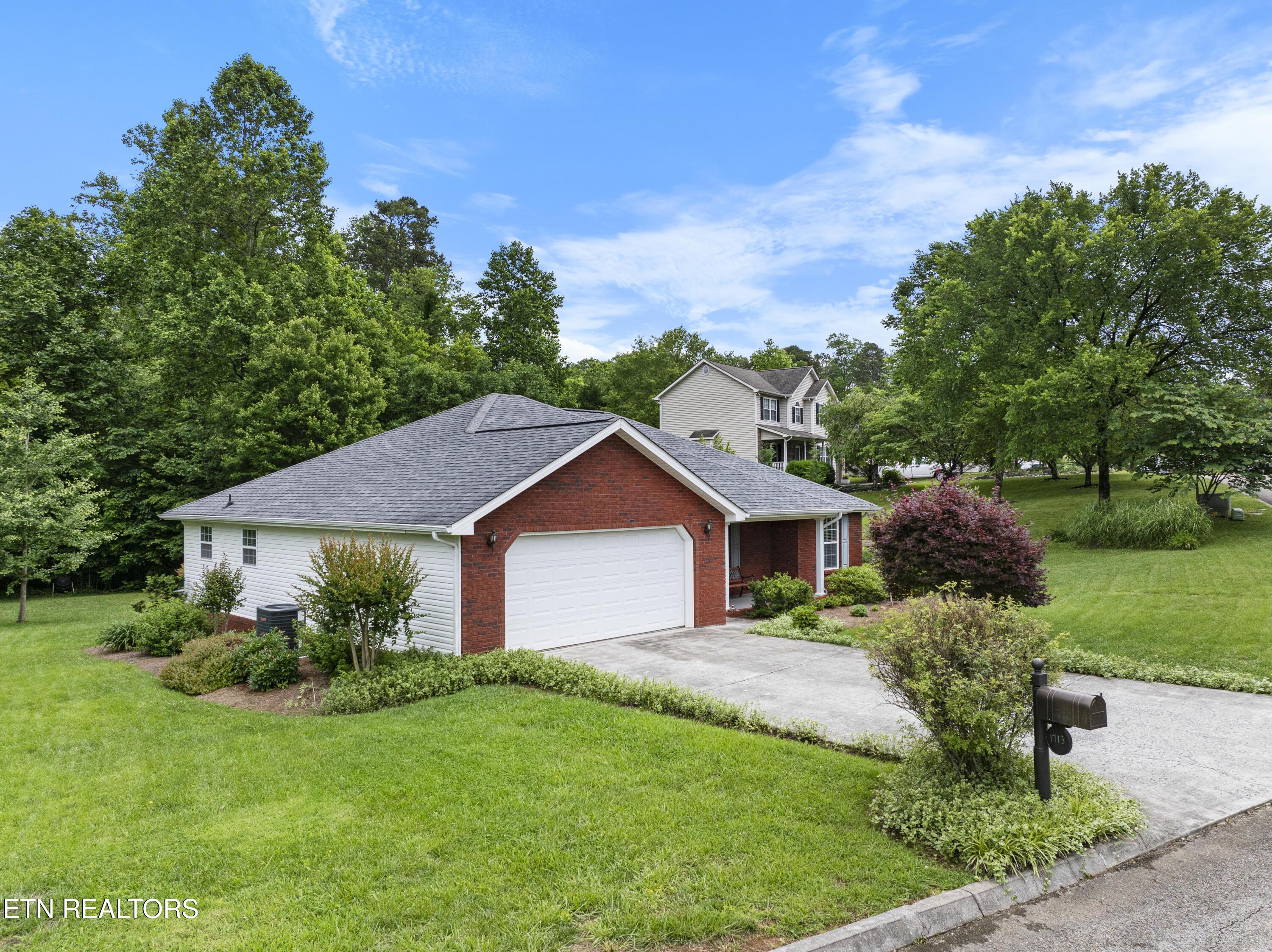 1713 Haley Glenn Lane Knoxville TN 37920