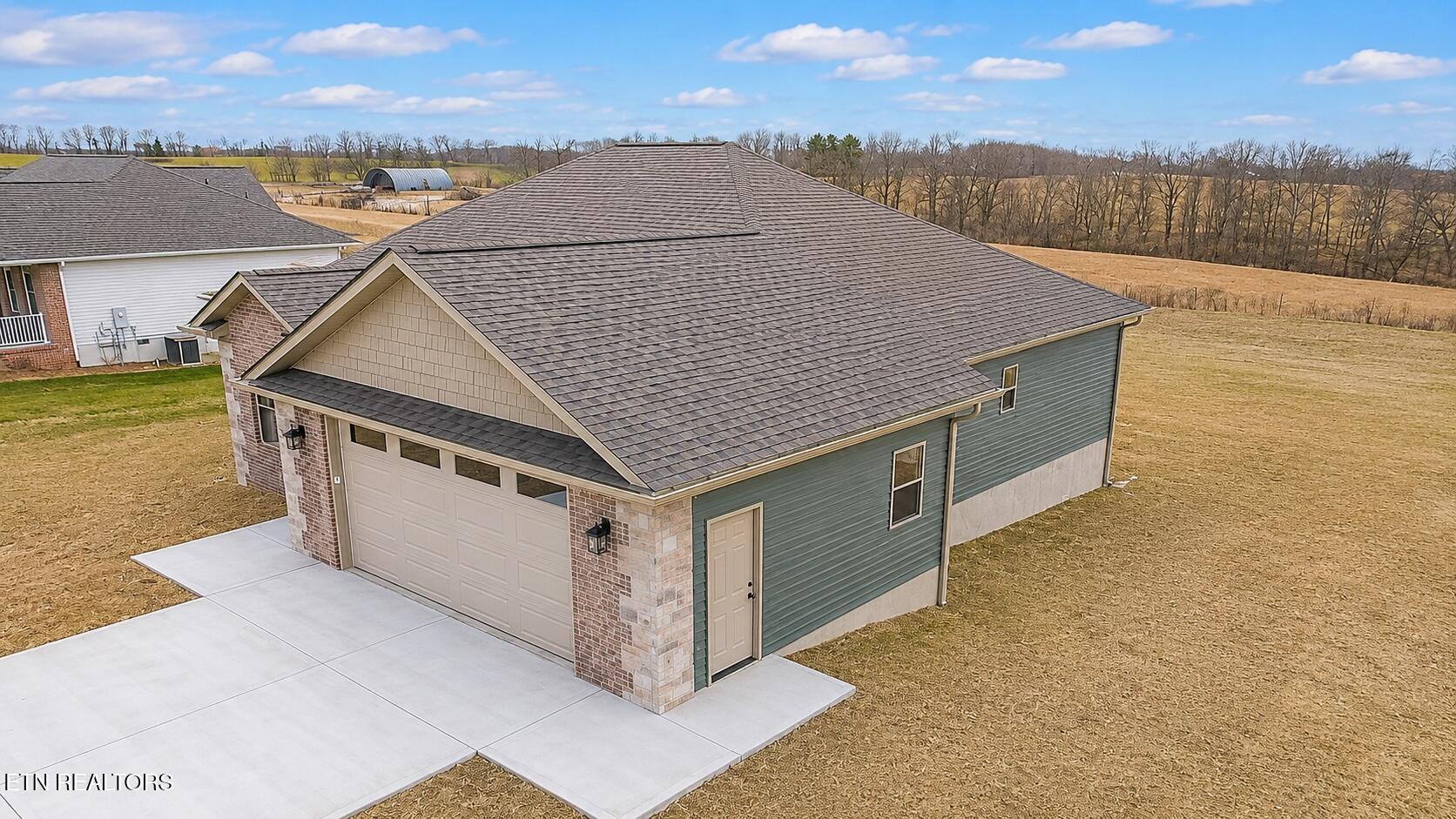 231 Tuttle Lane Crossville TN 38571
