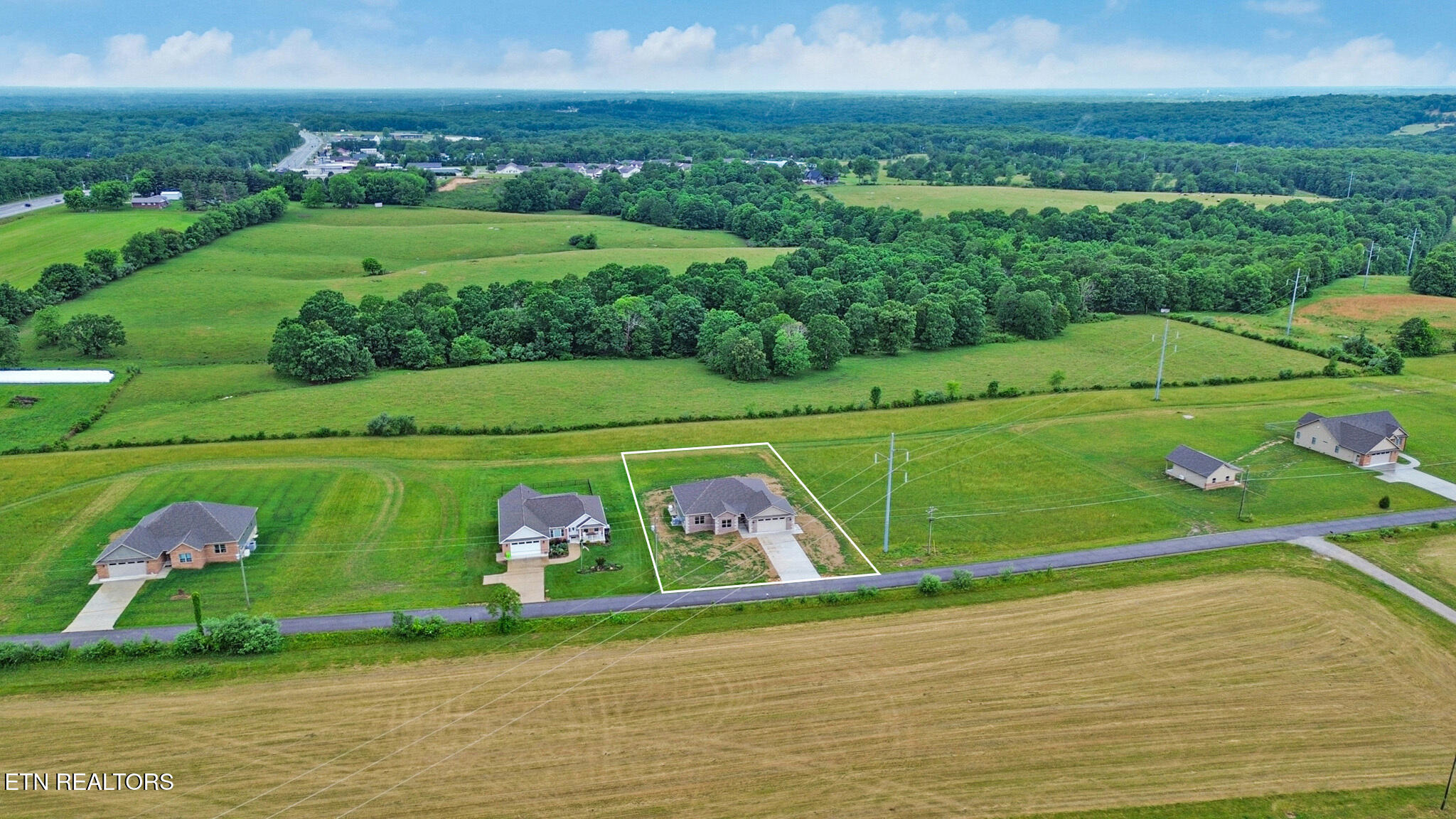 231 Tuttle Lane Crossville TN 38571
