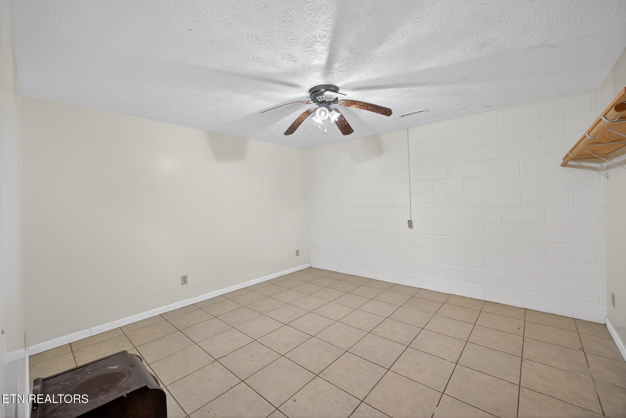 3614 Muddy Pond Road Monterey TN 38574