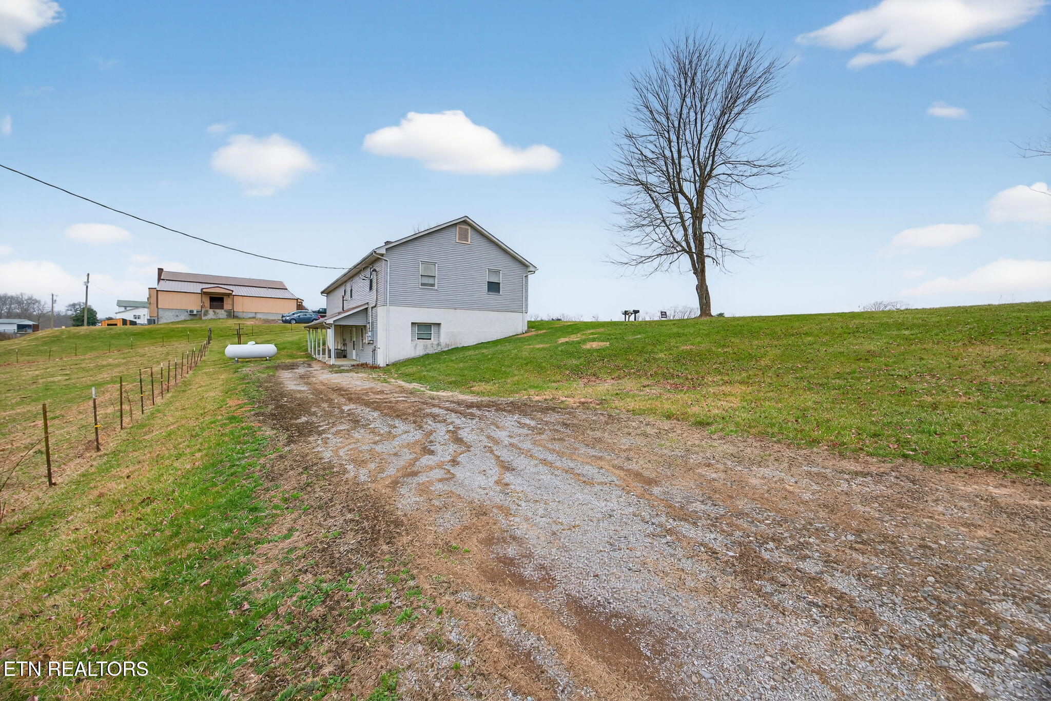 3614 Muddy Pond Road Monterey TN 38574