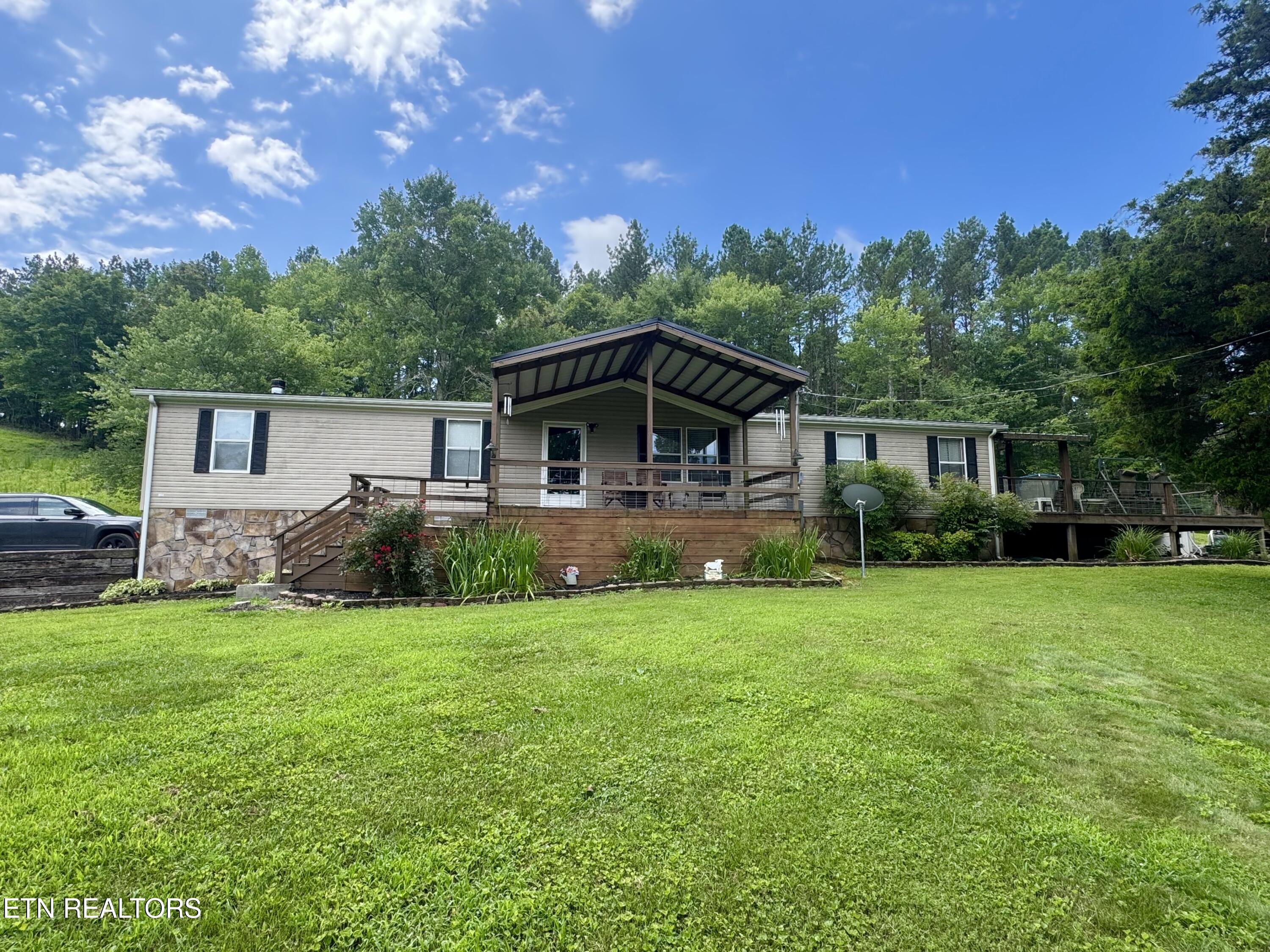 1262 Tom Garrison Road Evensville TN 37332