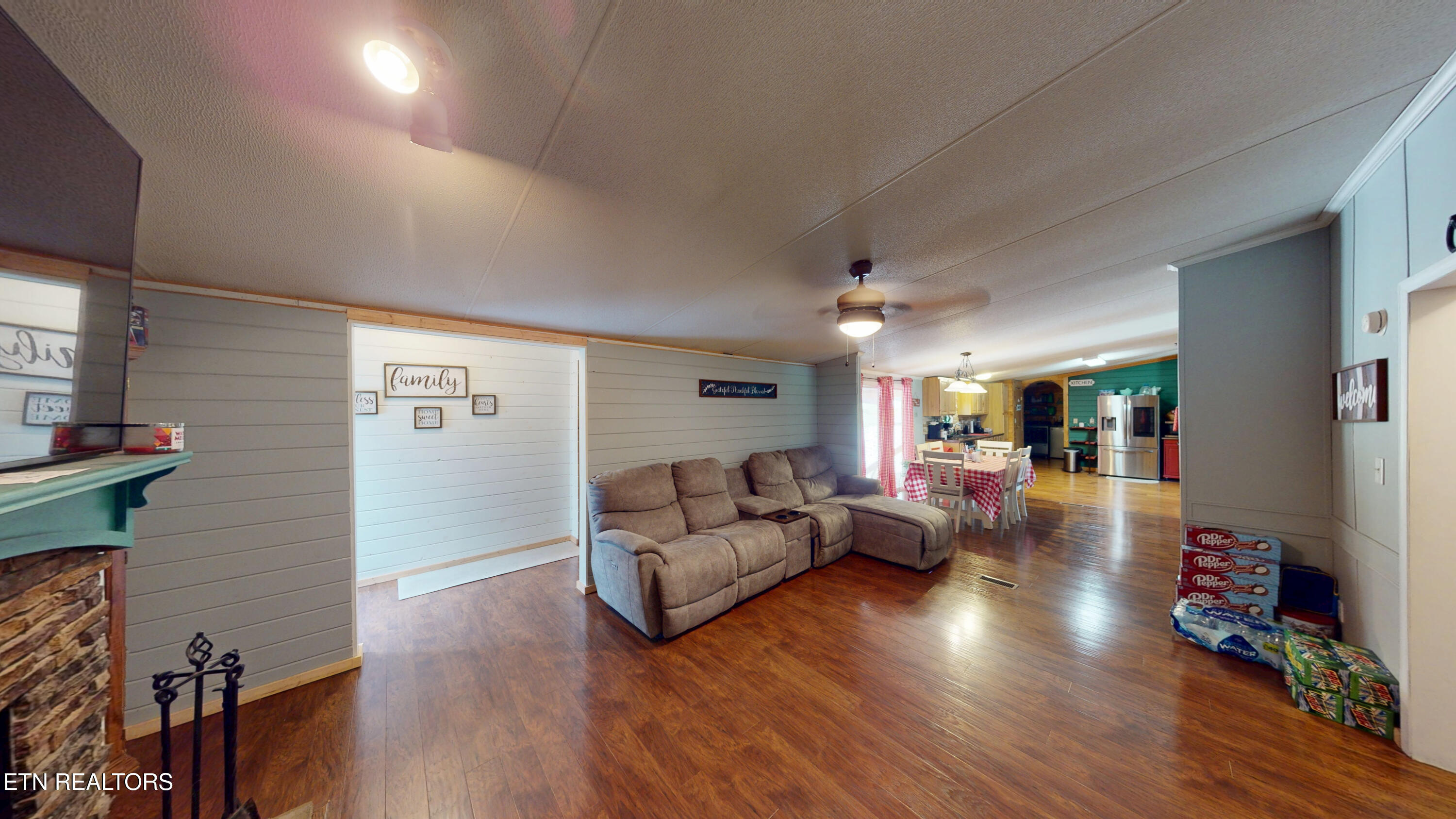 1262 Tom Garrison Road Evensville TN 37332