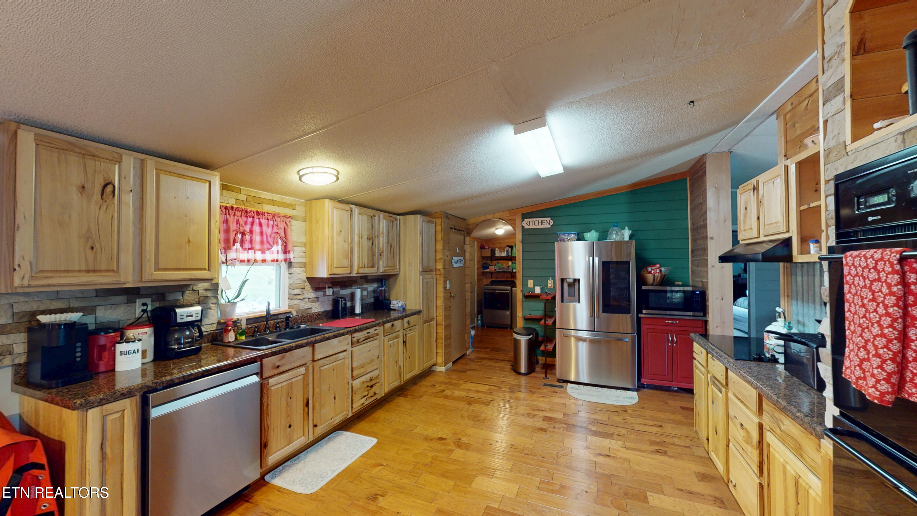 1262 Tom Garrison Road Evensville TN 37332