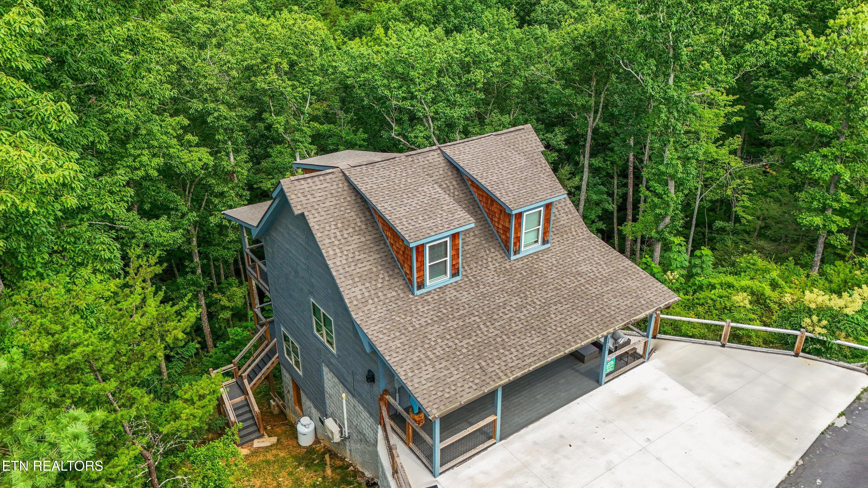 2922 Lightning Strike Drive Sevierville TN 37876