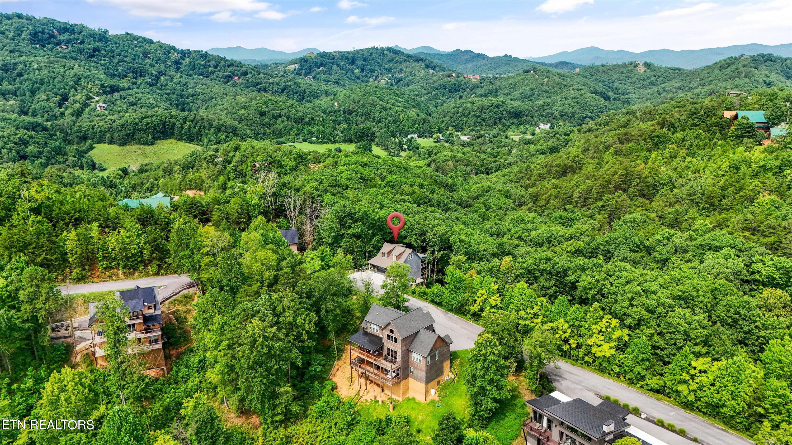 2922 Lightning Strike Drive Sevierville TN 37876