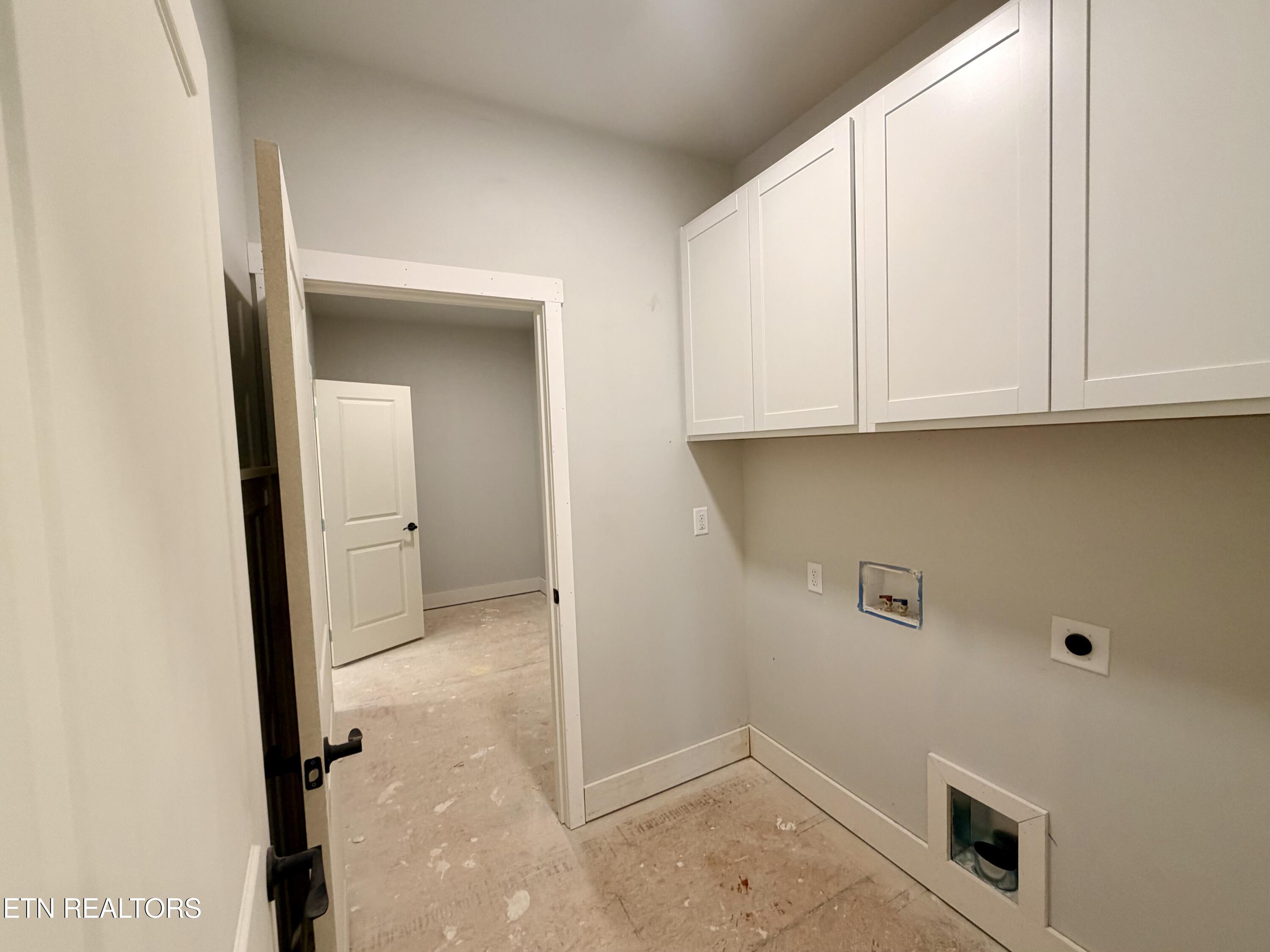 222 English Oak Lane Lenoir City TN 37771