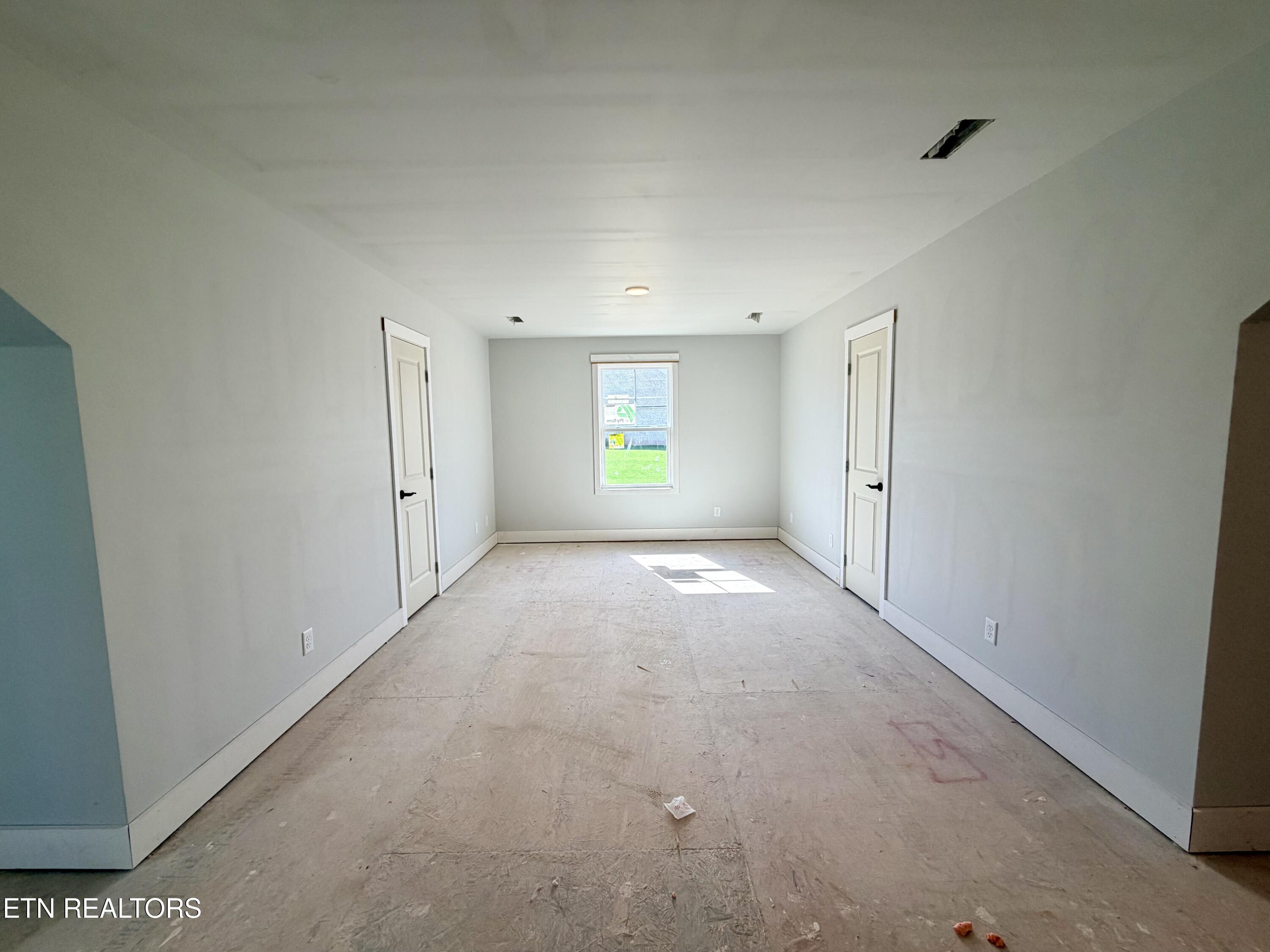 222 English Oak Lane Lenoir City TN 37771