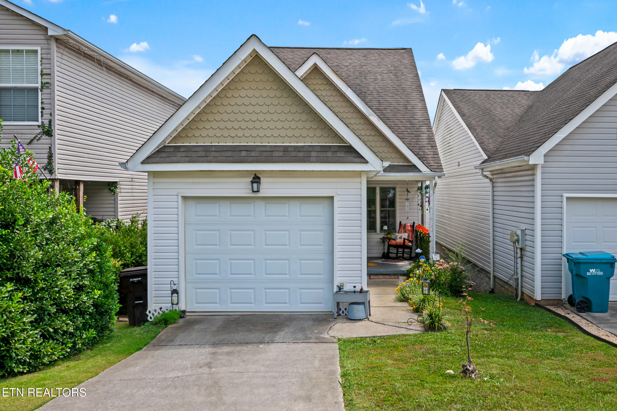 6712 Water Lilly Way Knoxville TN 37918