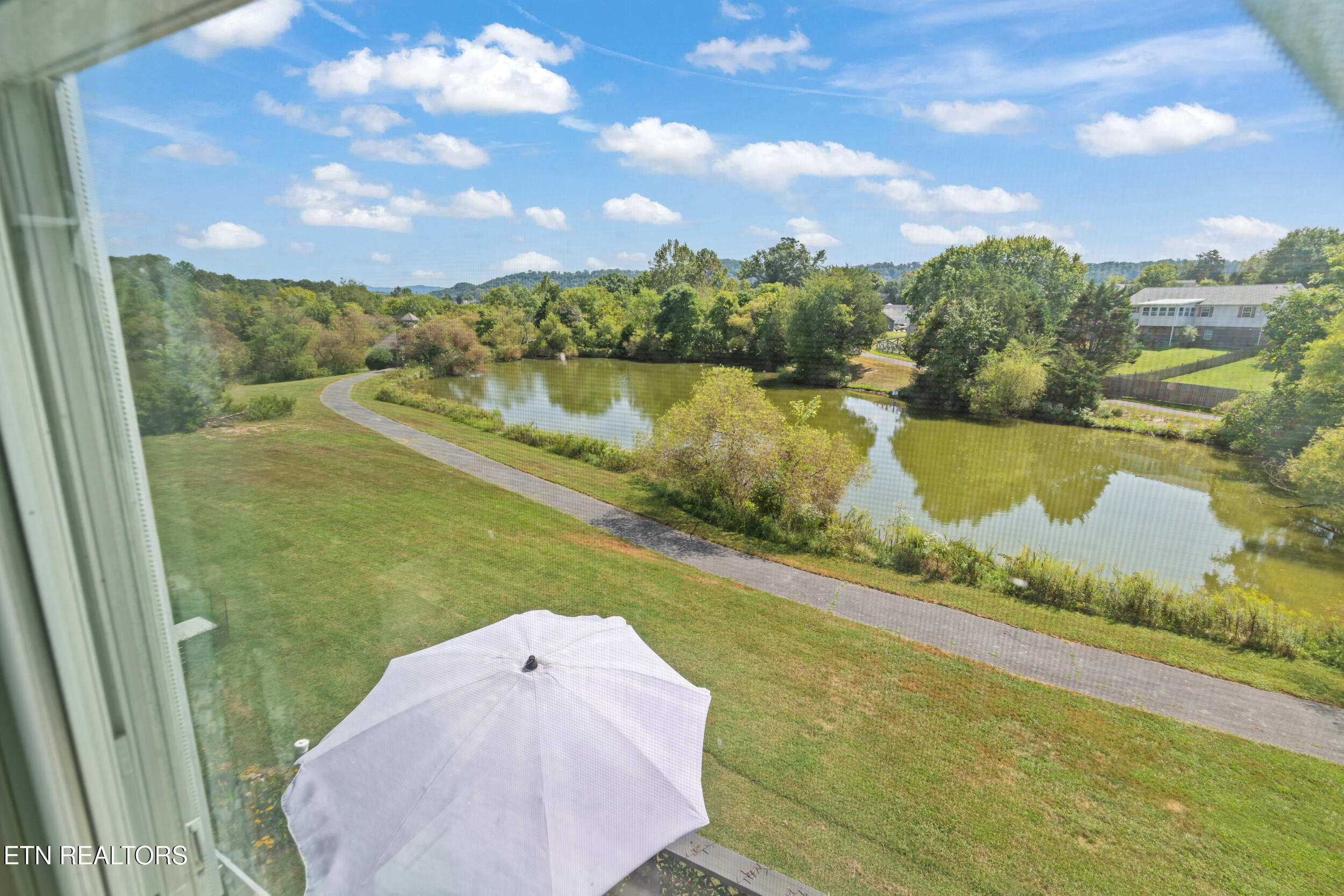 6712 Water Lilly Way Knoxville TN 37918