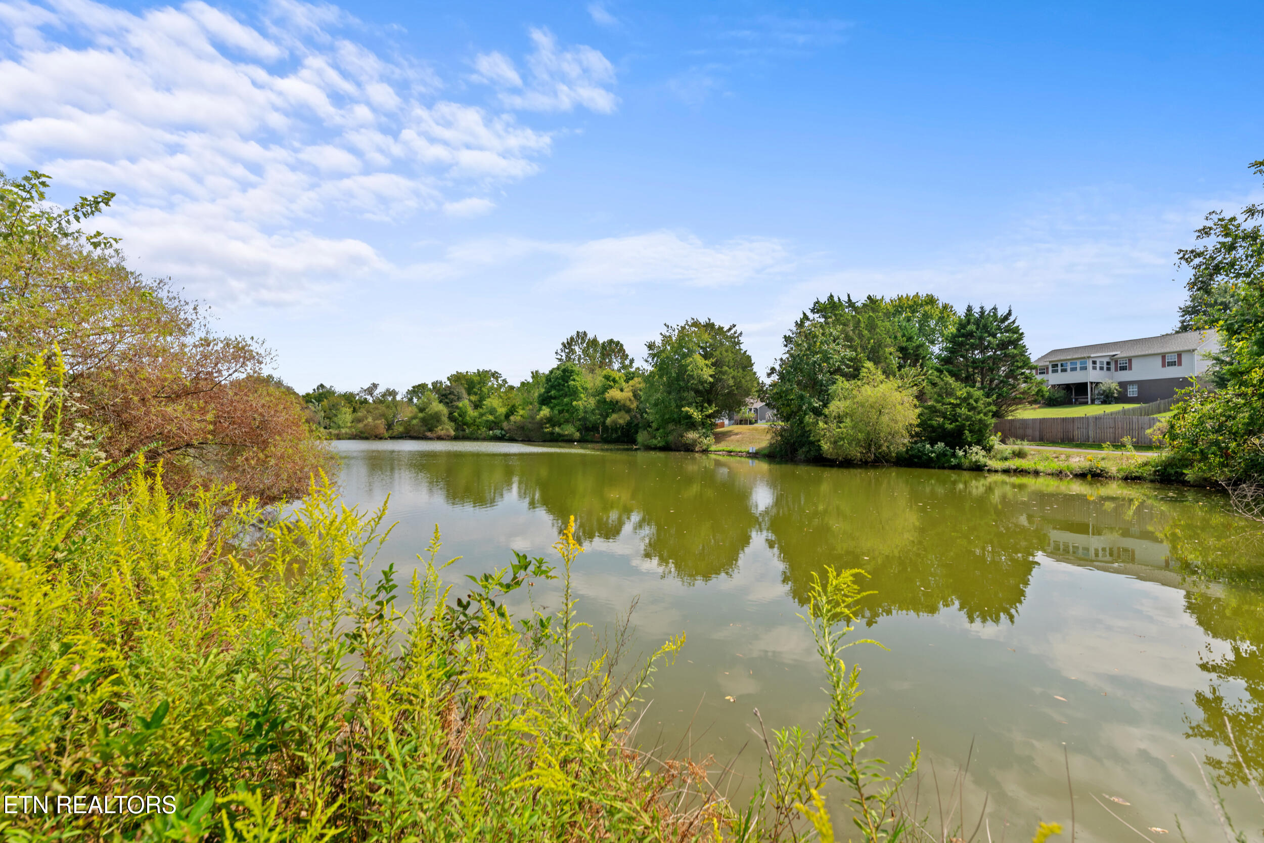 6712 Water Lilly Way Knoxville TN 37918