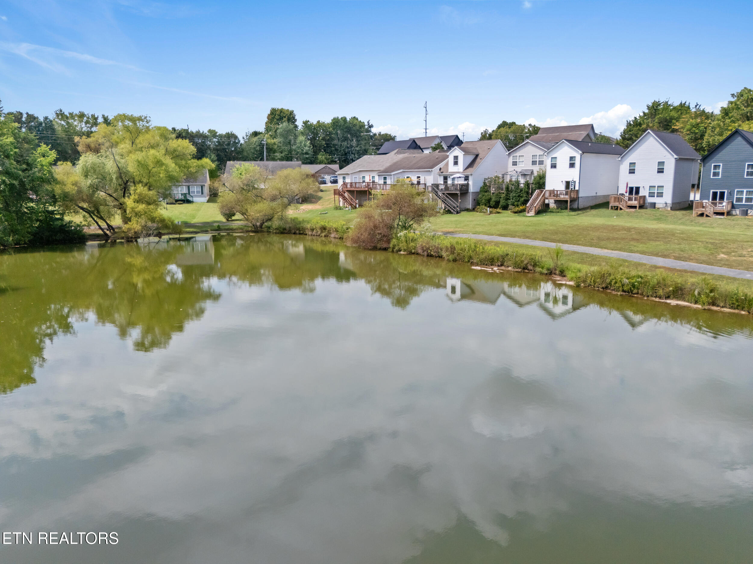 6712 Water Lilly Way Knoxville TN 37918